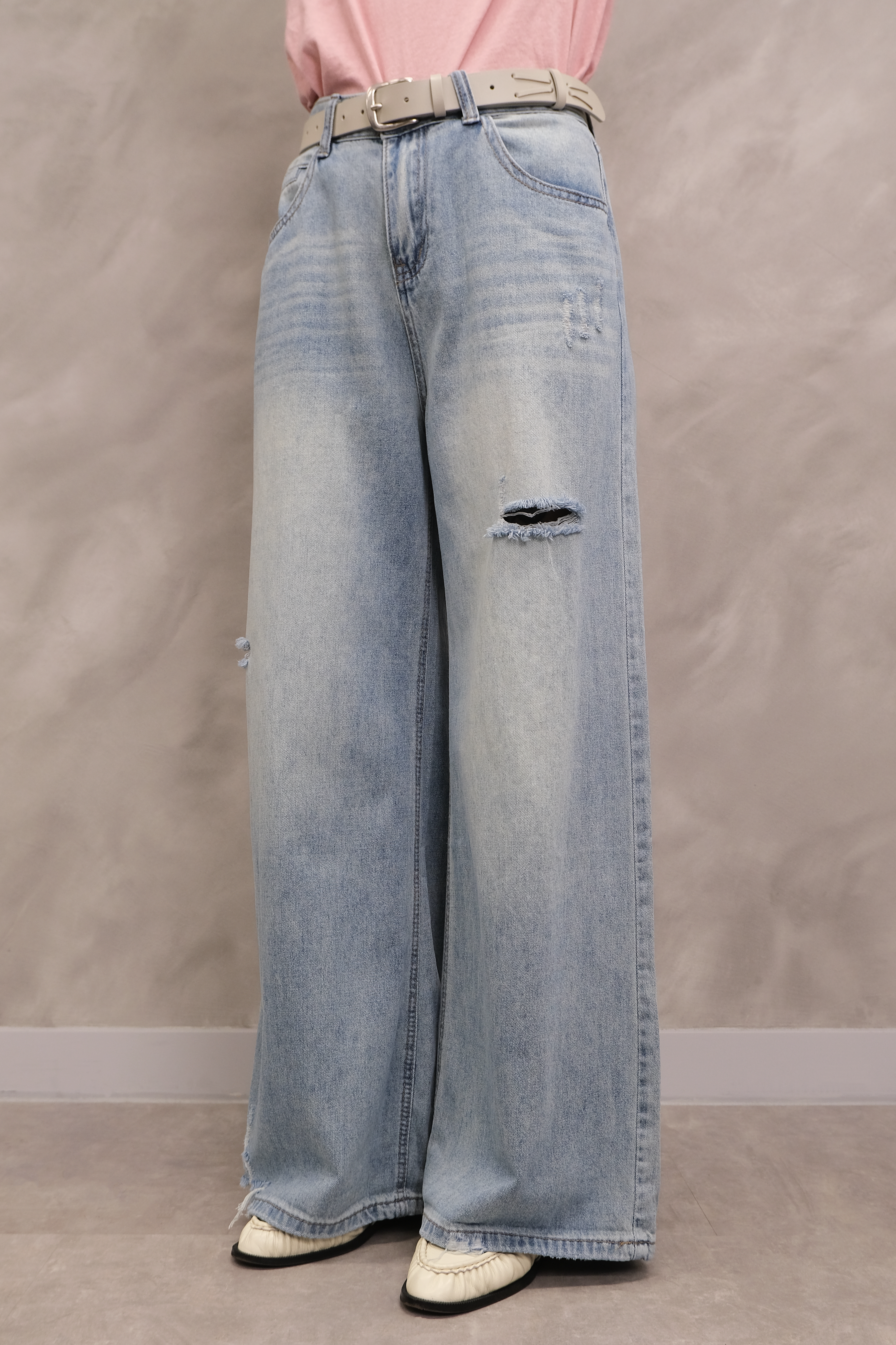 Ripped baggy jeans #pt75