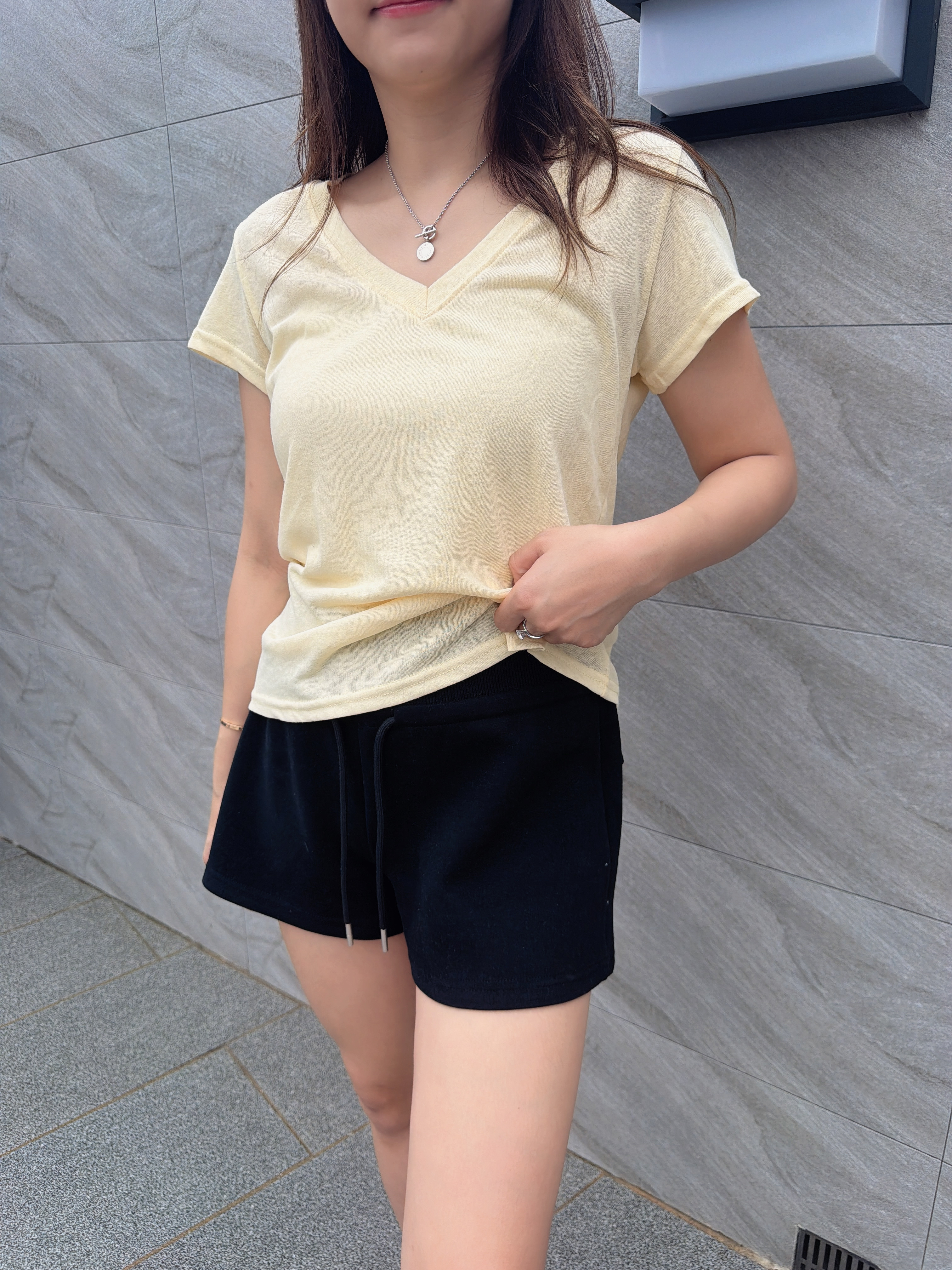 V領素色Tee(5色）