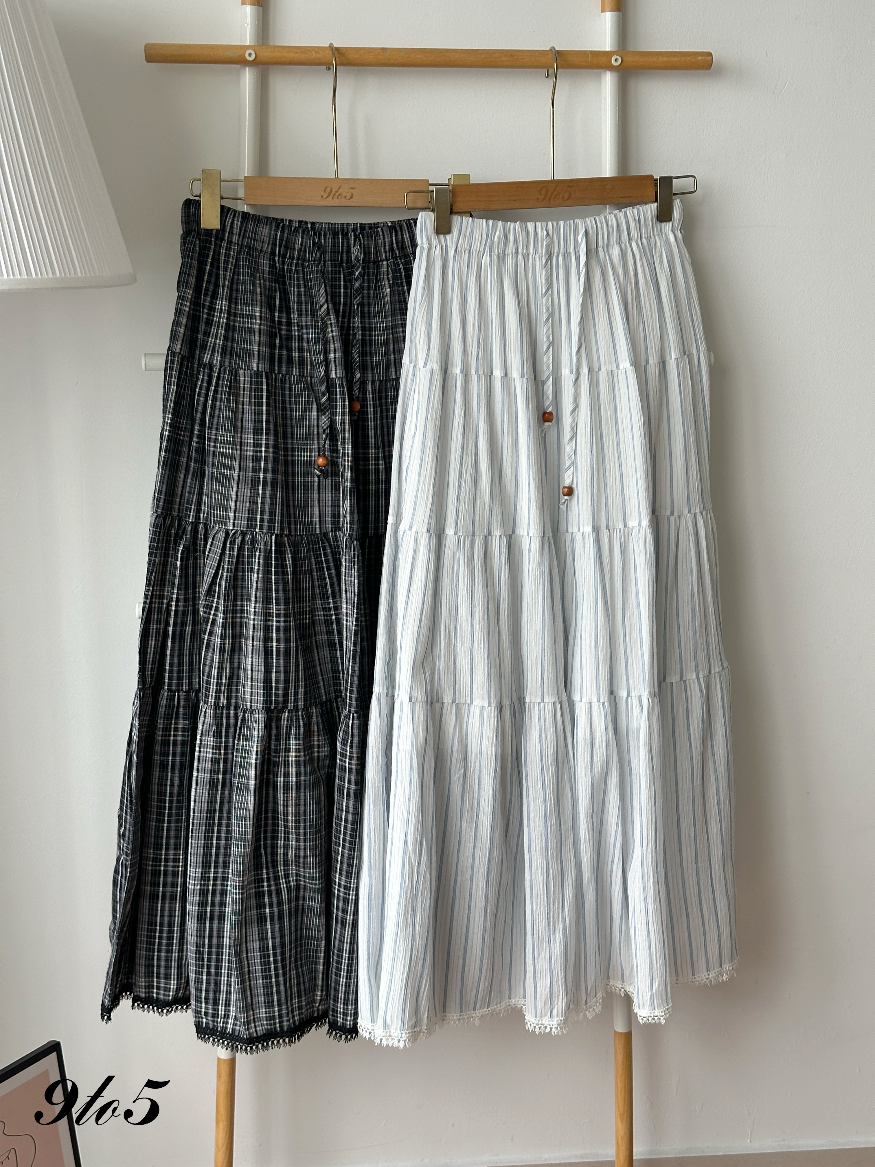 S1974 Long Layered Skirt - Black & White