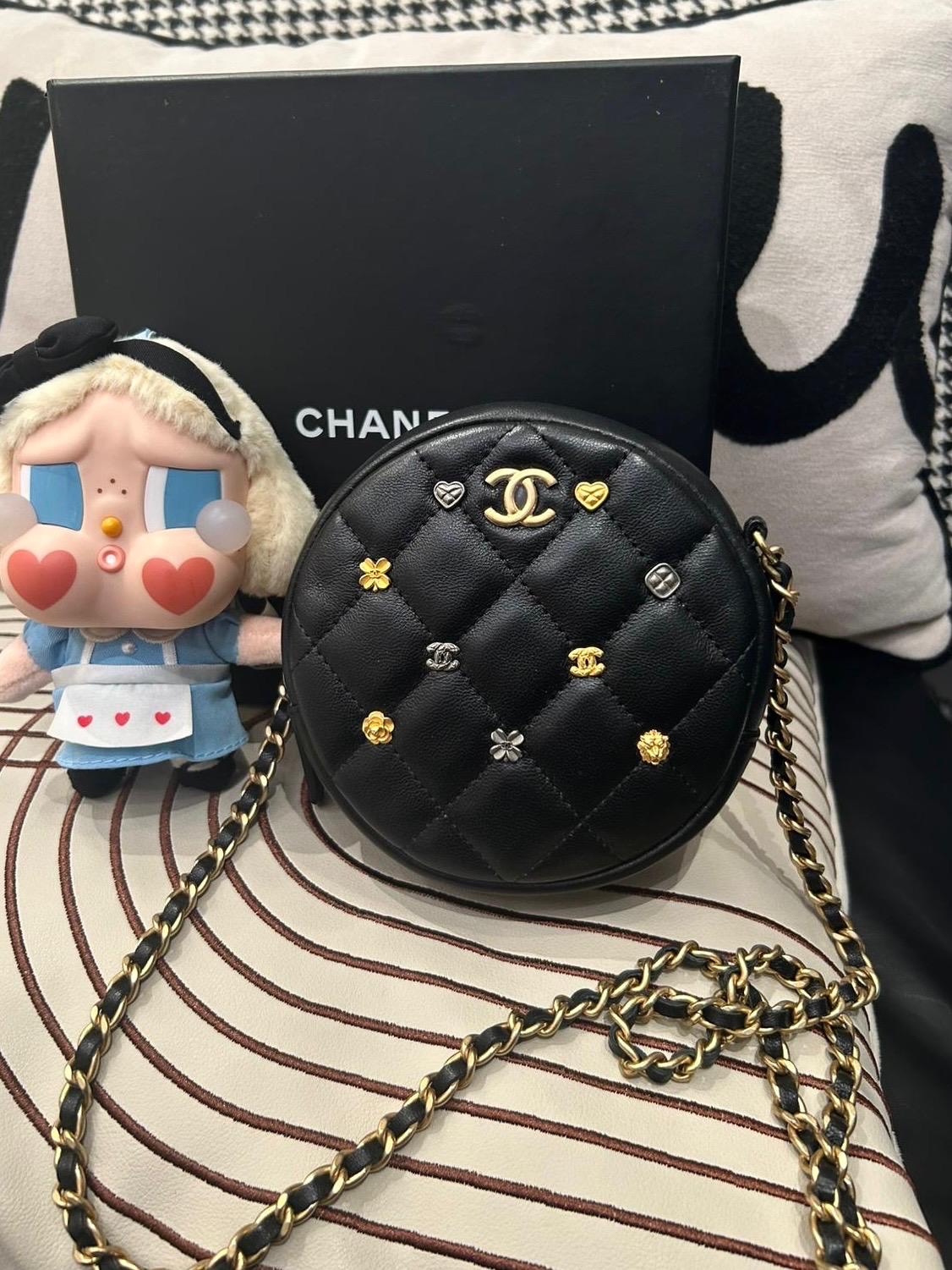 Chanel round chain bag A81620 ,100%Authentic,98%new ✅card✅dust bag ✅Box