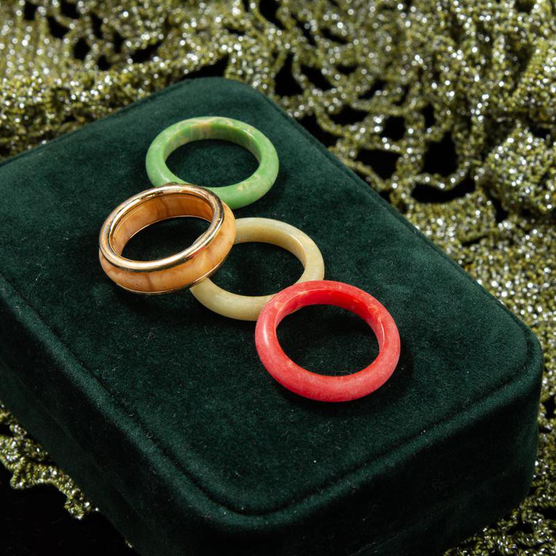 C.a. 1970s Avon 4-colour inter-changeable Ring/Pendant (EC461)