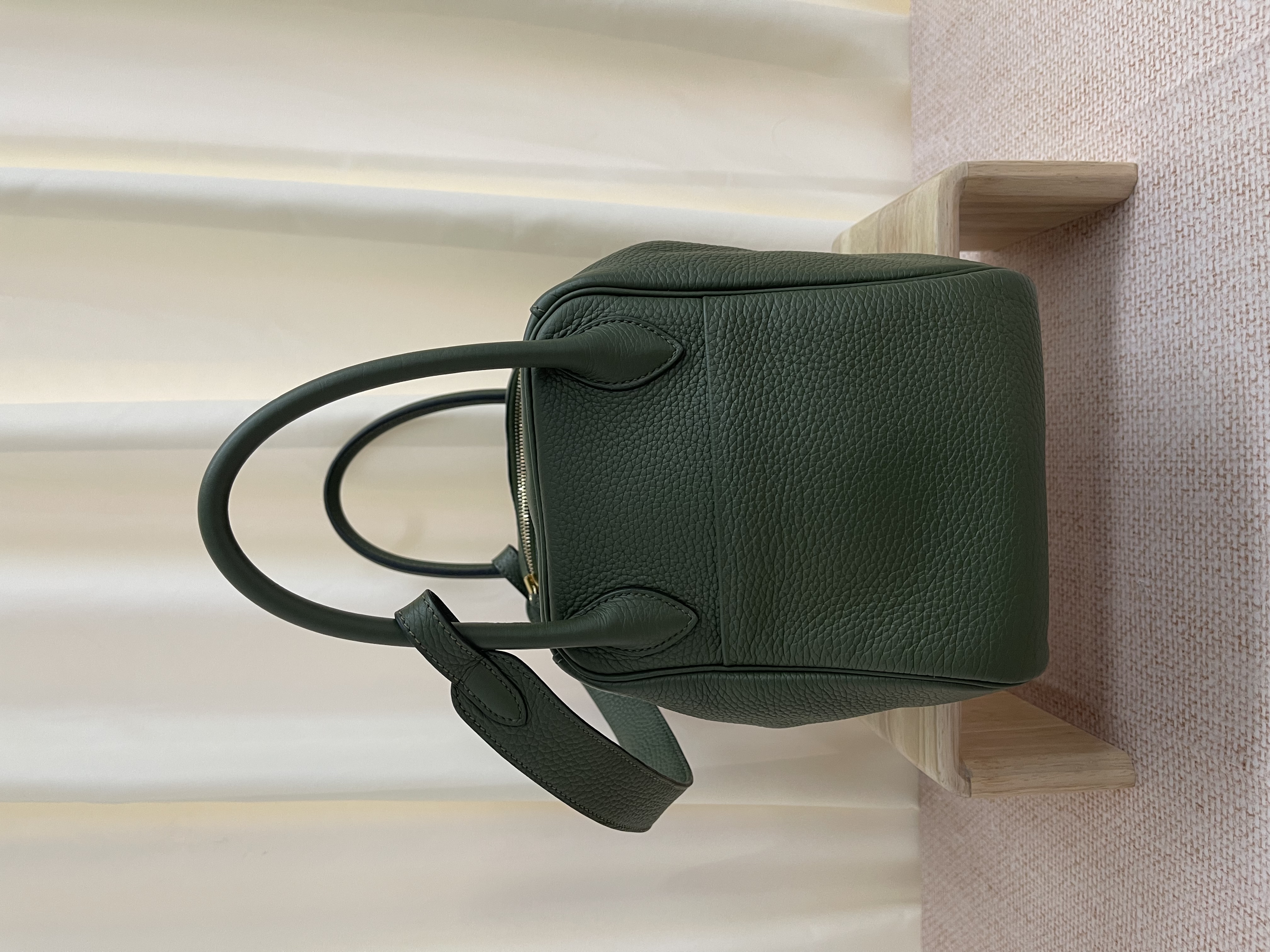 Pre-owned Hermes Lindy / Stamp square O/ Product Code: 26022405