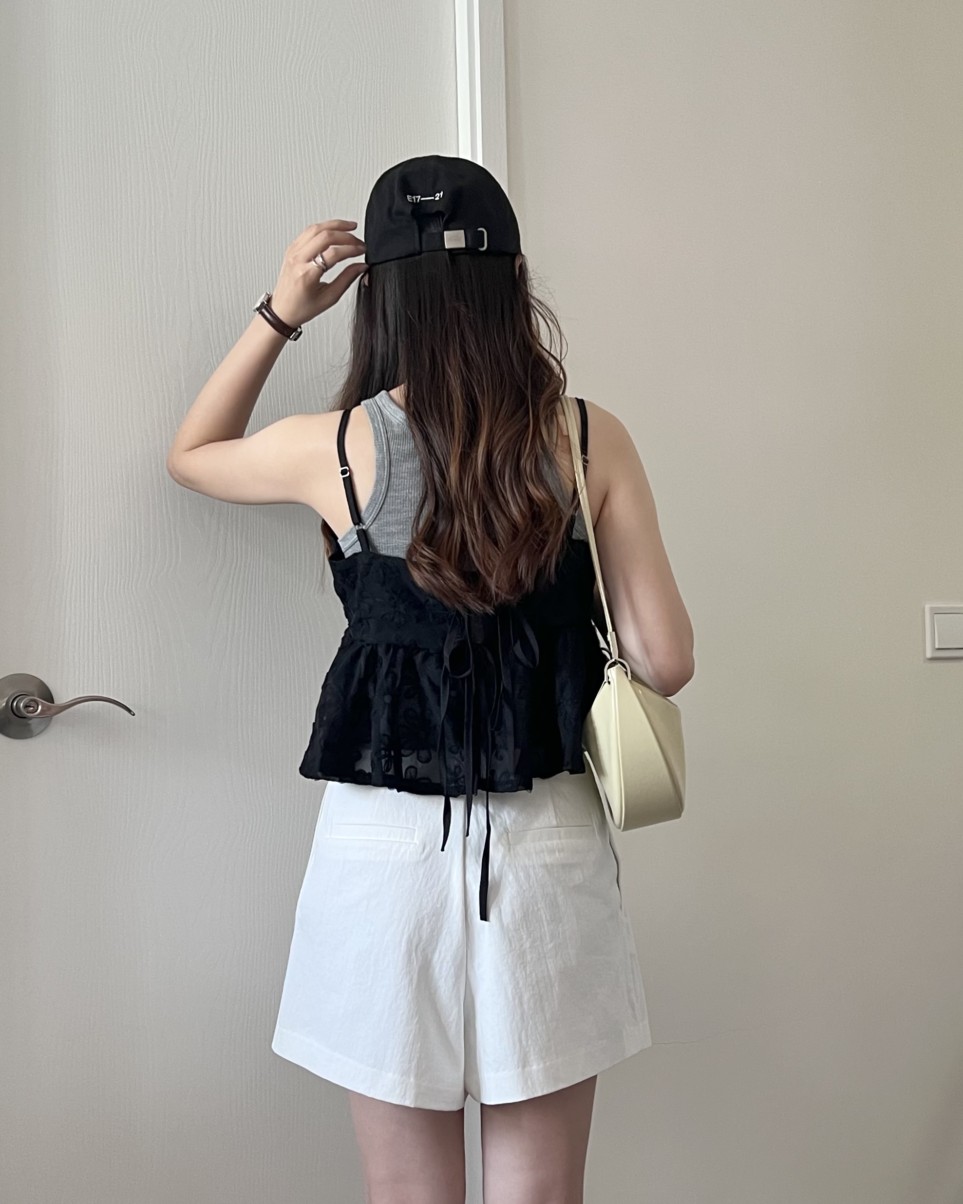 甜價仙氣花花兩穿吊帶背心 黑色