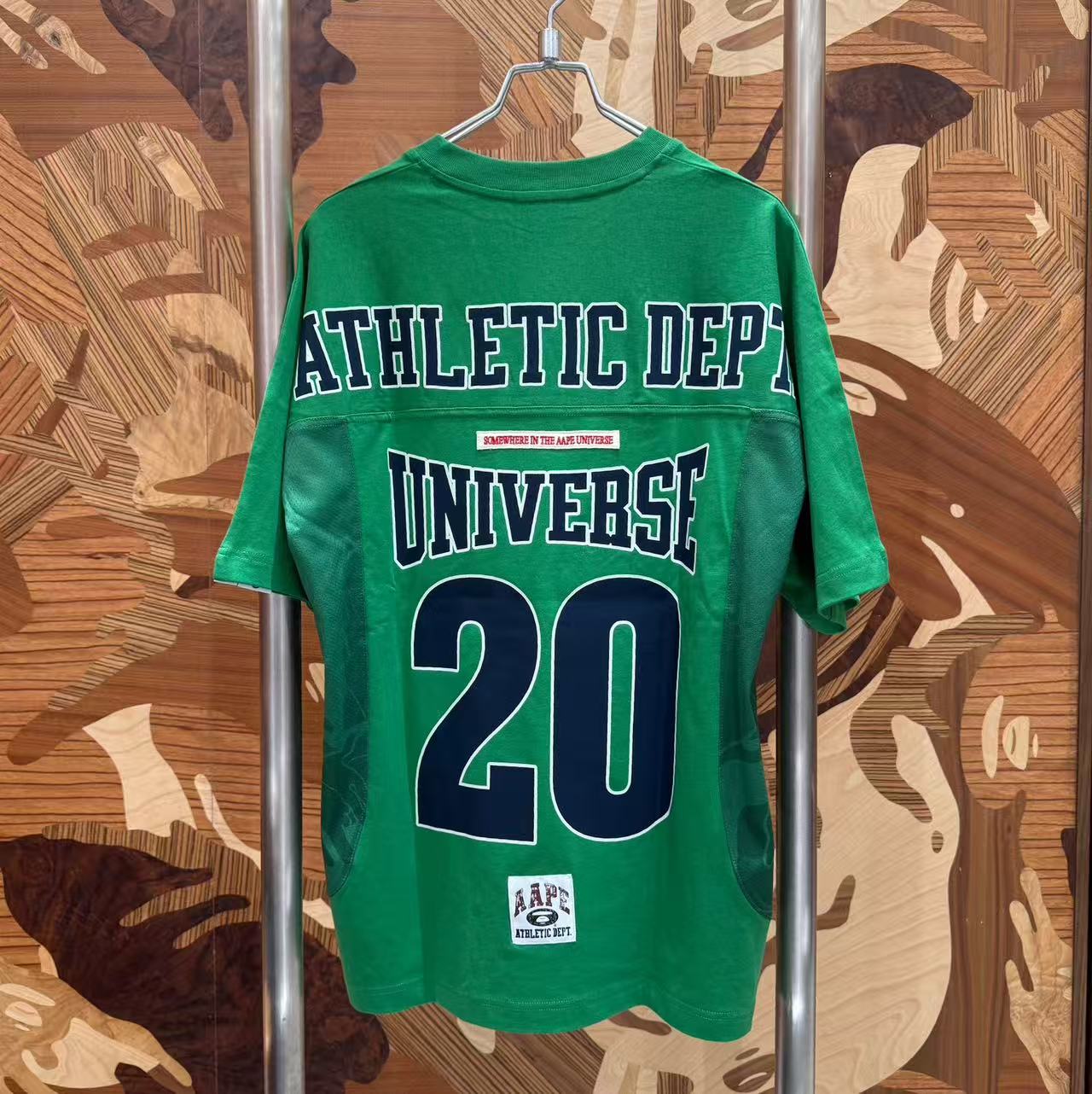 **AAPE Relaxed fit AAPEUNVS graphic tee (1656) 寬鬆版