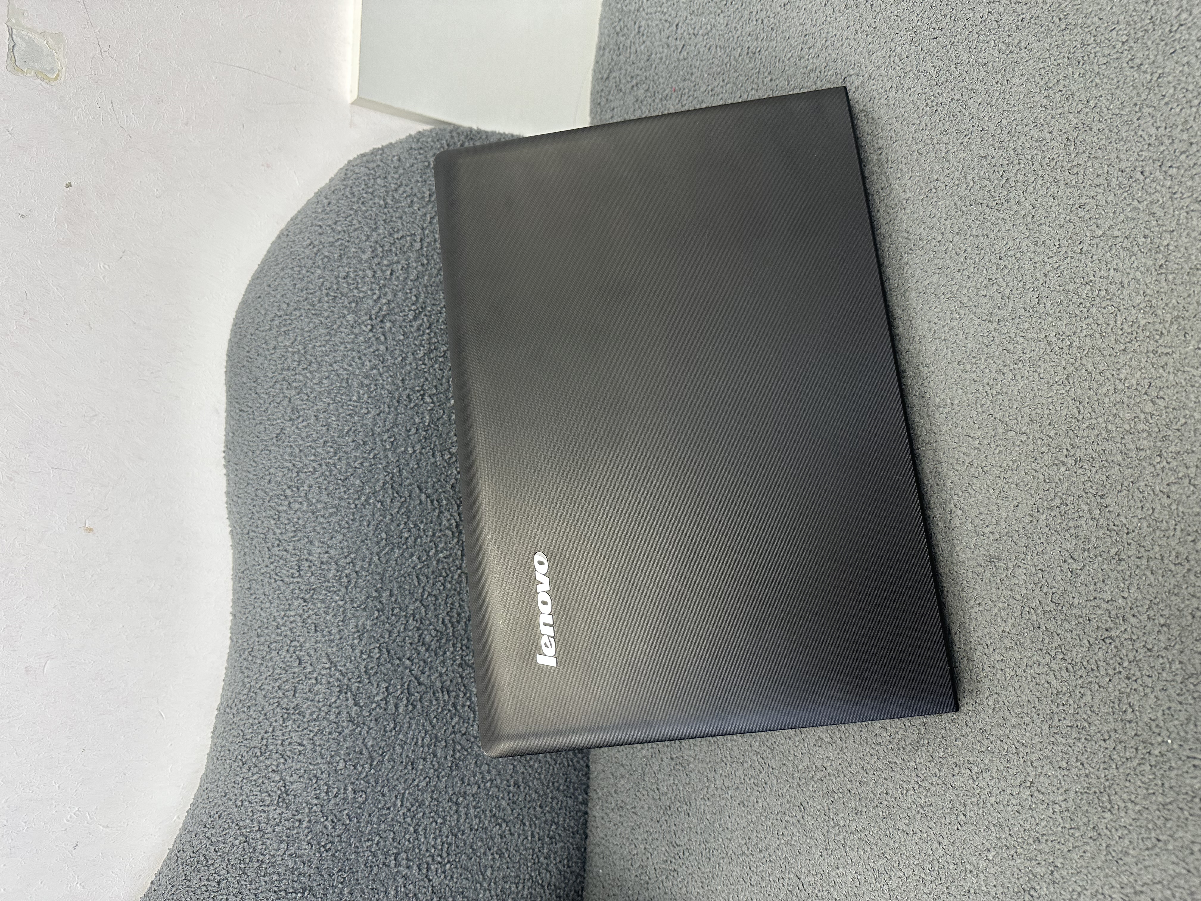 #6244 Lenovo  AMD 4核心/4,8,12GB Ram/320,750gb HDD,128,256,512GB SSD/14寸Mon/ Notebook / Laptop / Gaming / Netflix / YouTube / Facebook / Win10 / office/ Work