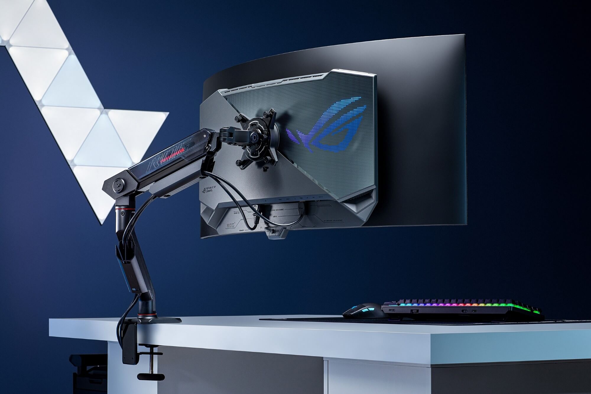 ASUS ROG Ergo AAS01R 螢幕支架