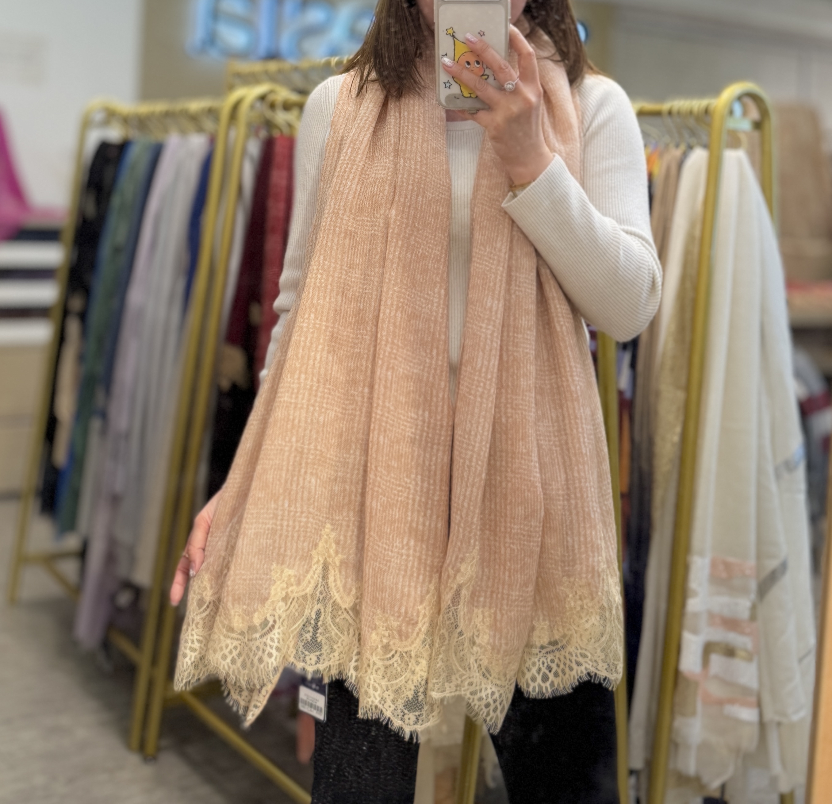 Scarfesia A66 66702318512