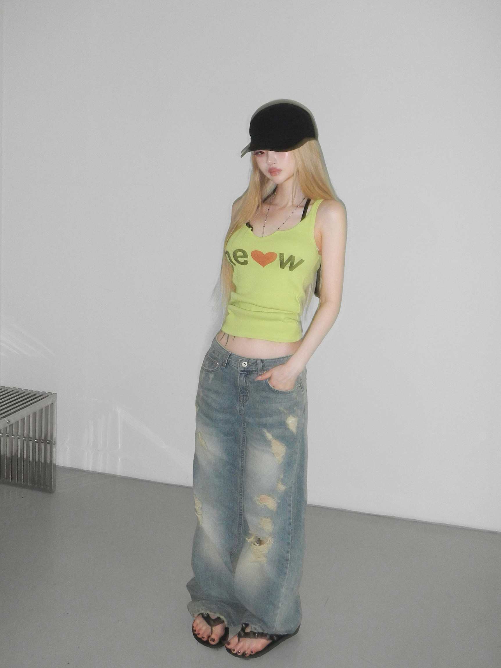 Ribbed Heart Graphic Tank Top