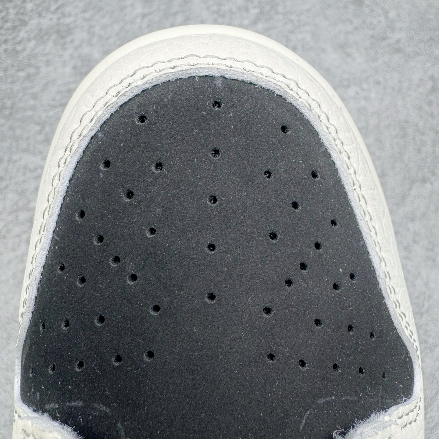 Nike SB Dunk Low IF3944-001 