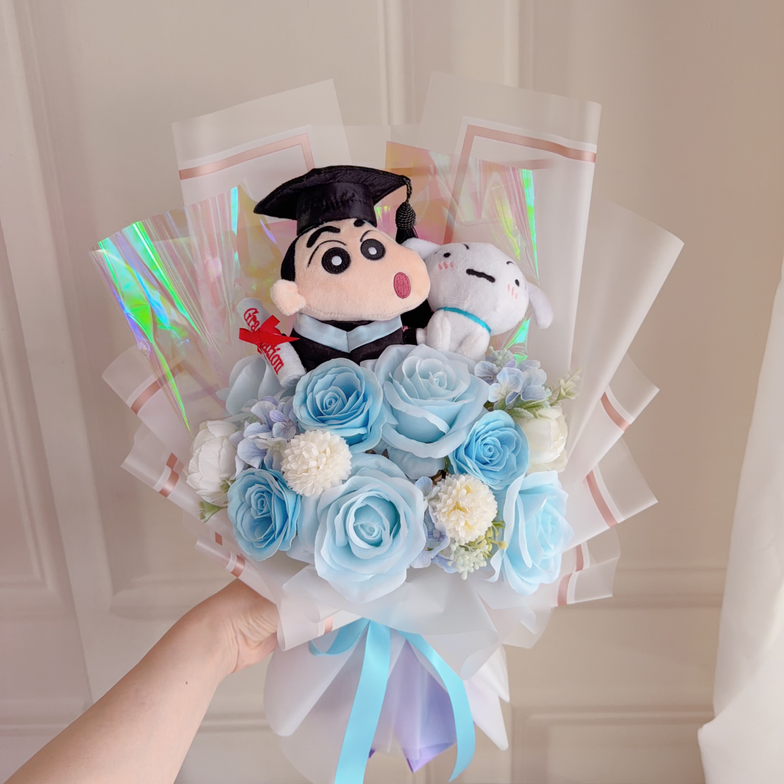 (現貨) 蠟筆小新畢業公仔花