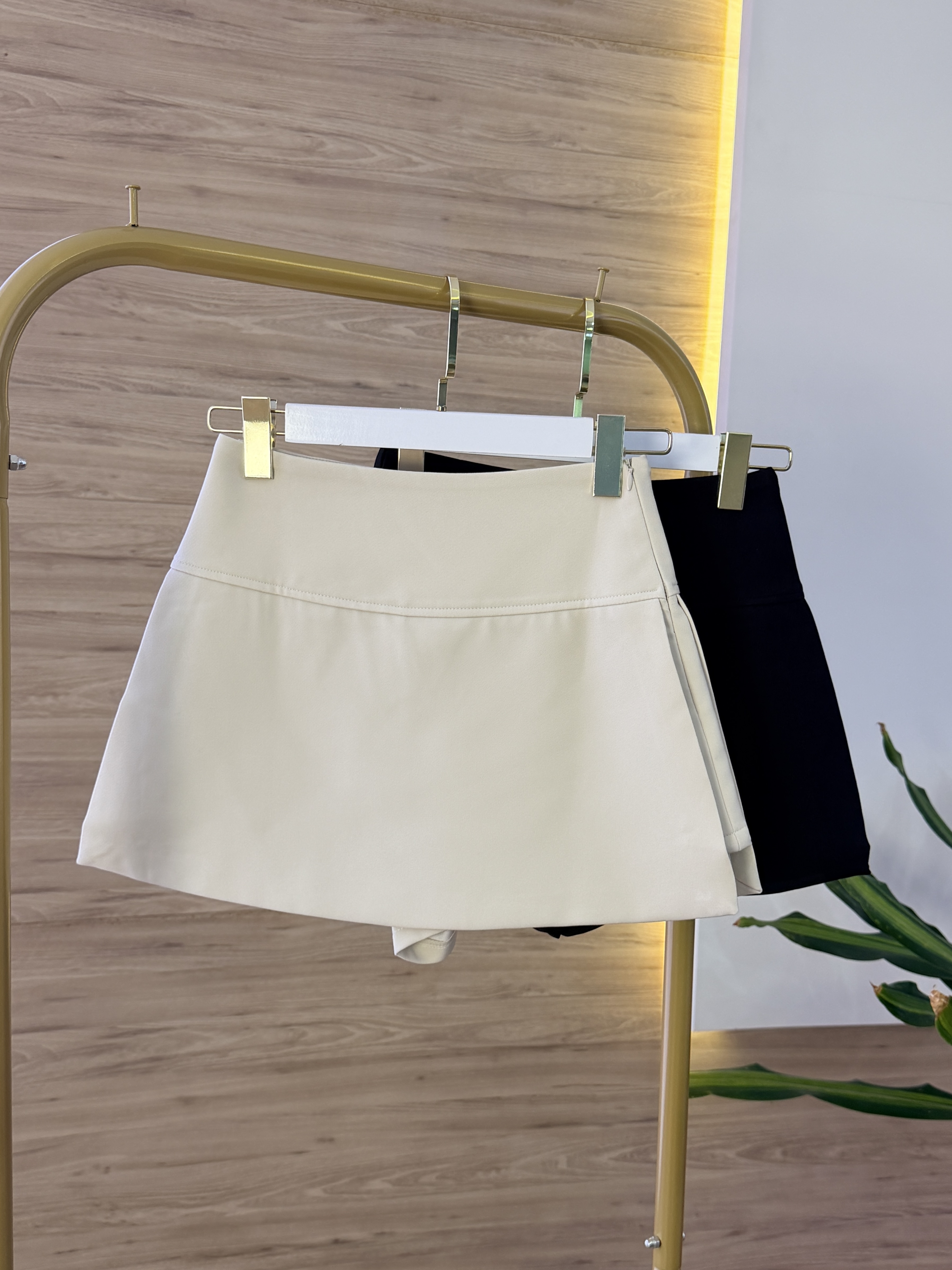Demi High Waist Skort