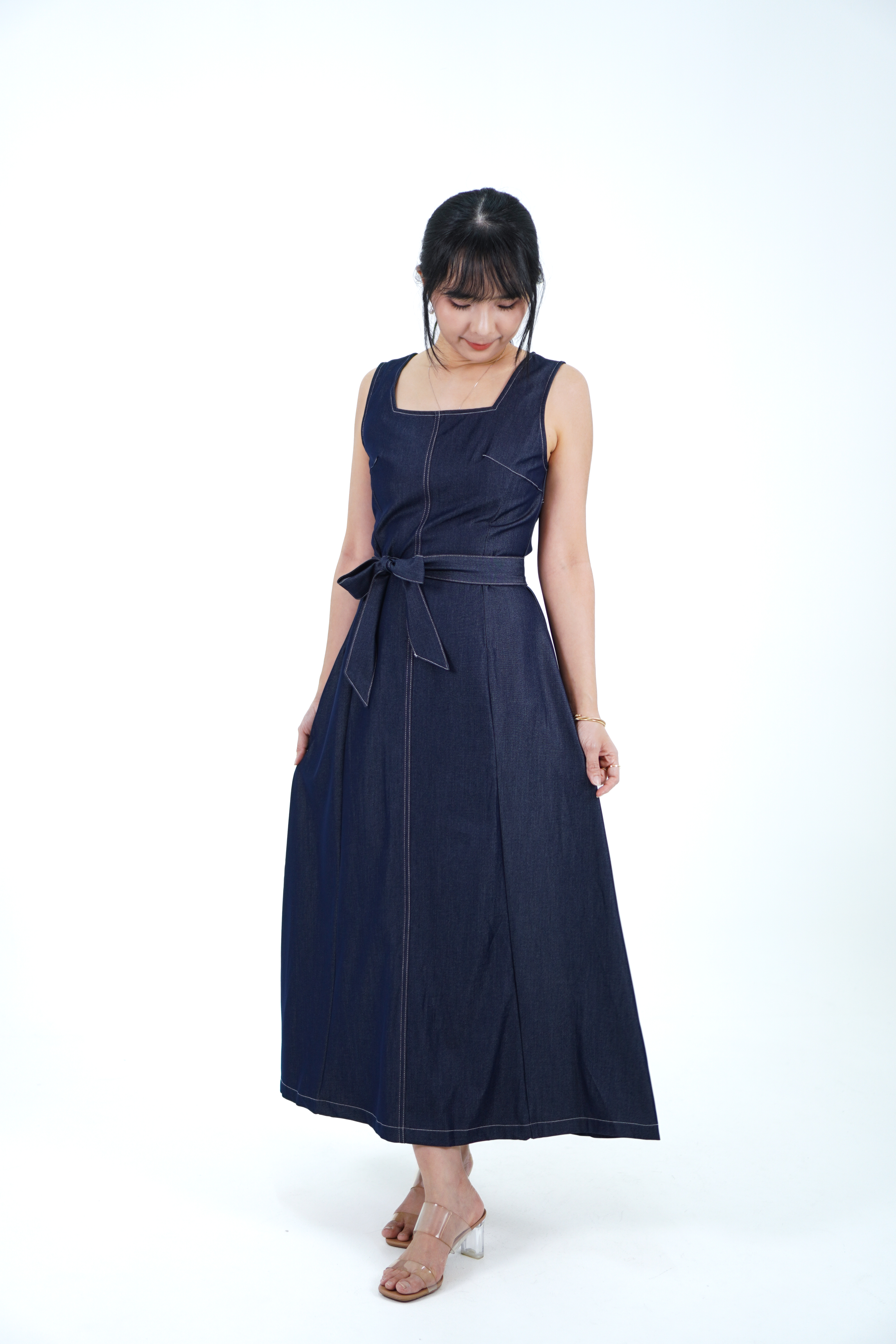 软牛仔方领背心裙