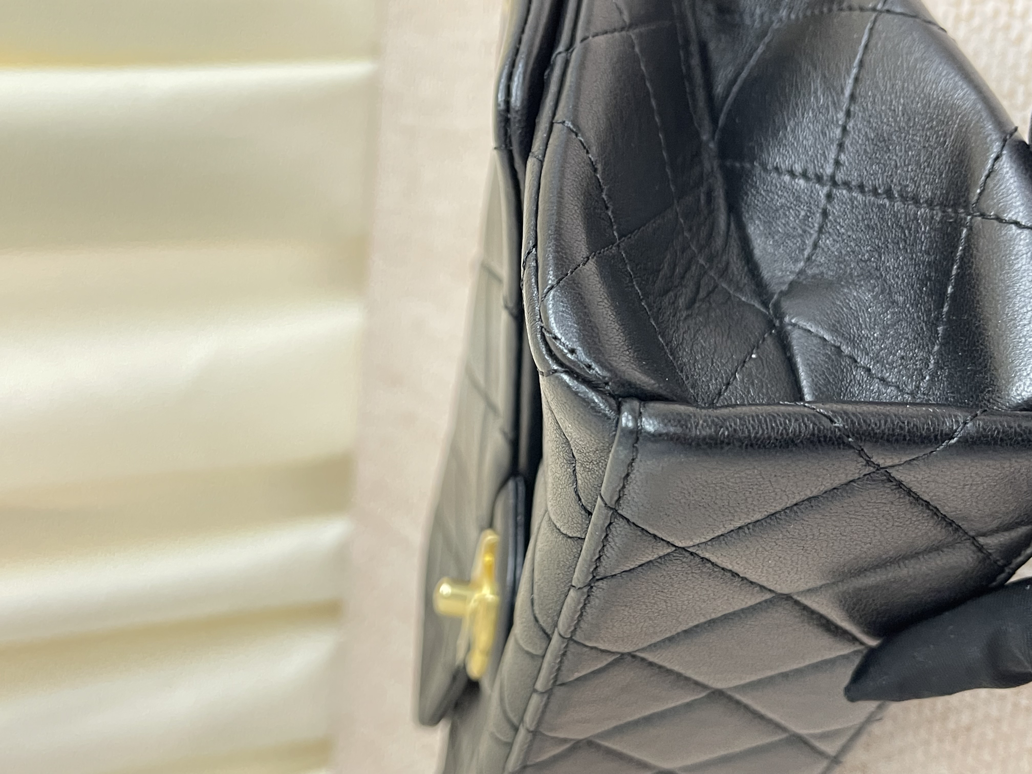 Pre-Owned CHANEL 23P Logo Letters Flap Bag / Product Code: 26022201