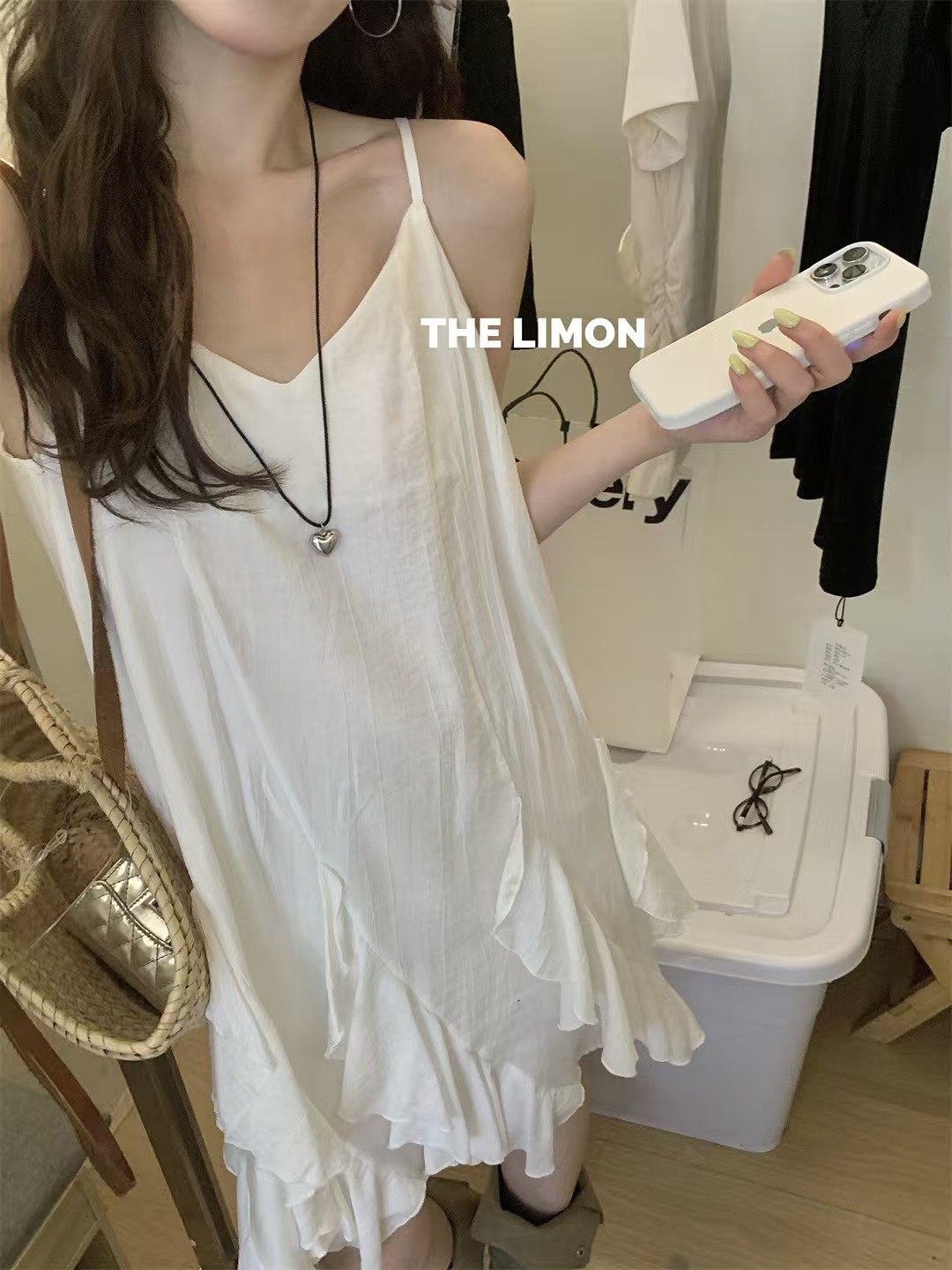 4270 “Coquette White Slip Dress”白月光度假吊带裙