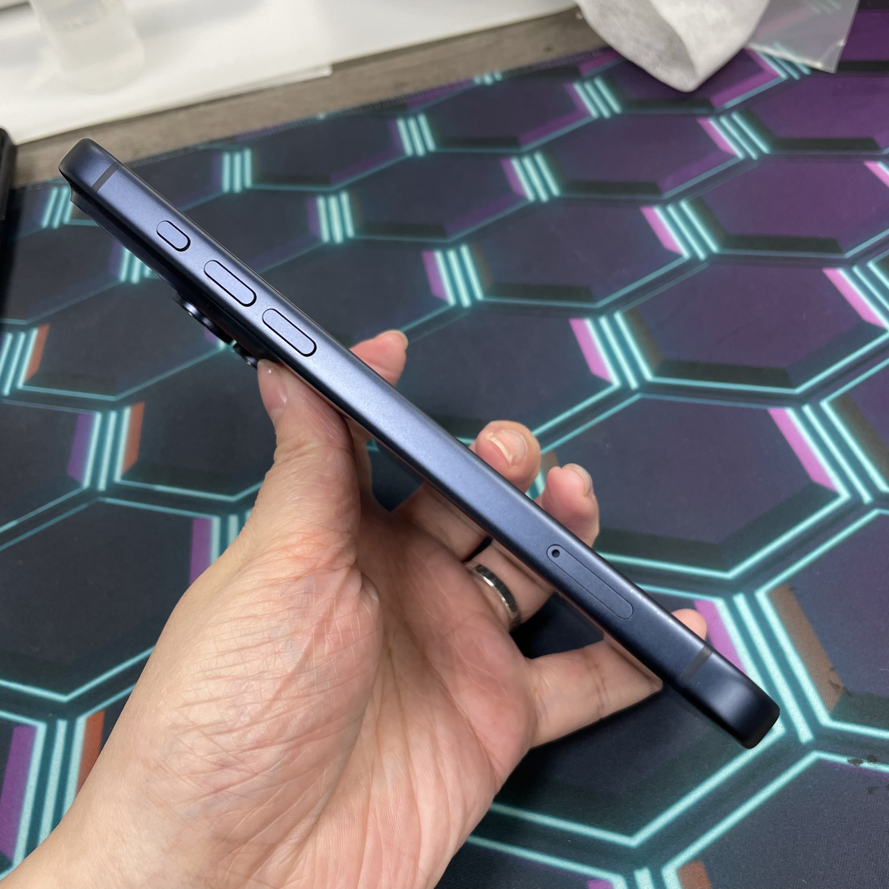 *7964 17 Pro max 完美機 256GB 電93 藍色 blue