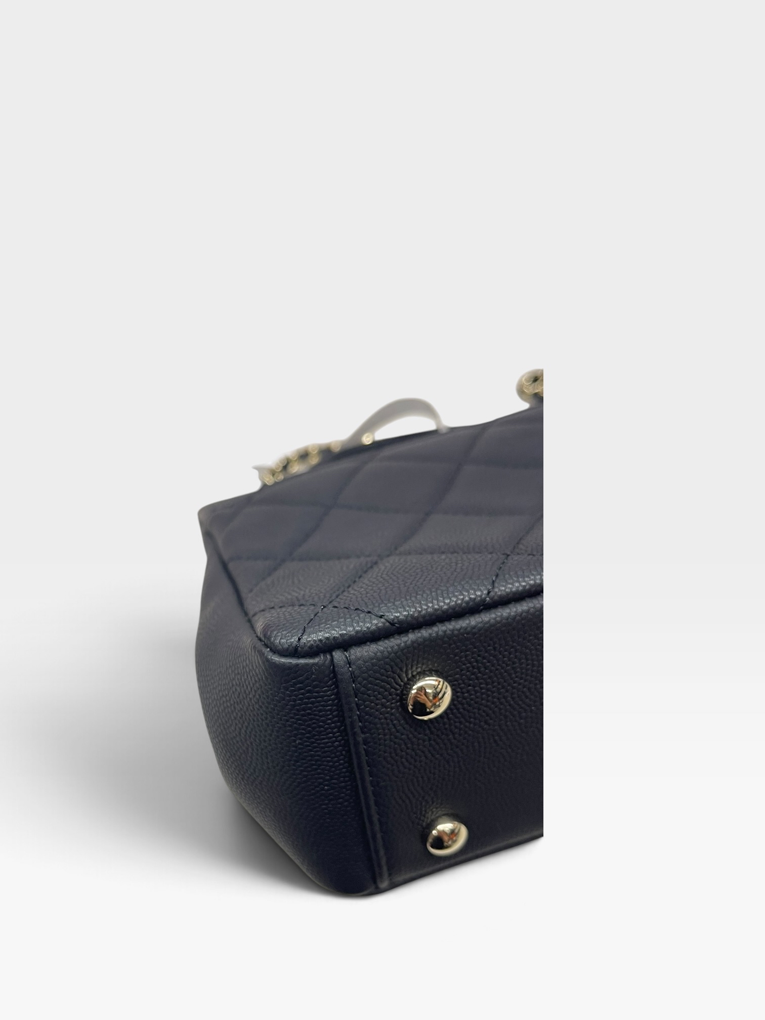 Pre-Owned CHANEL Business Affinity / Product Code: 102917