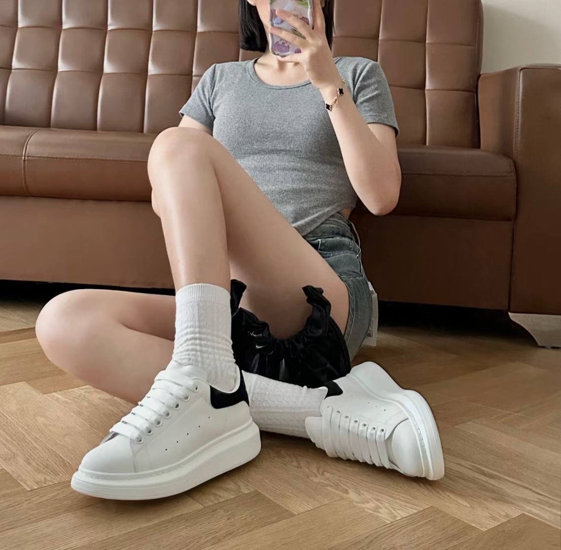 限時優惠✨訂貨📮McQueen 經典款黑尾sneaker  Size 36-39/40