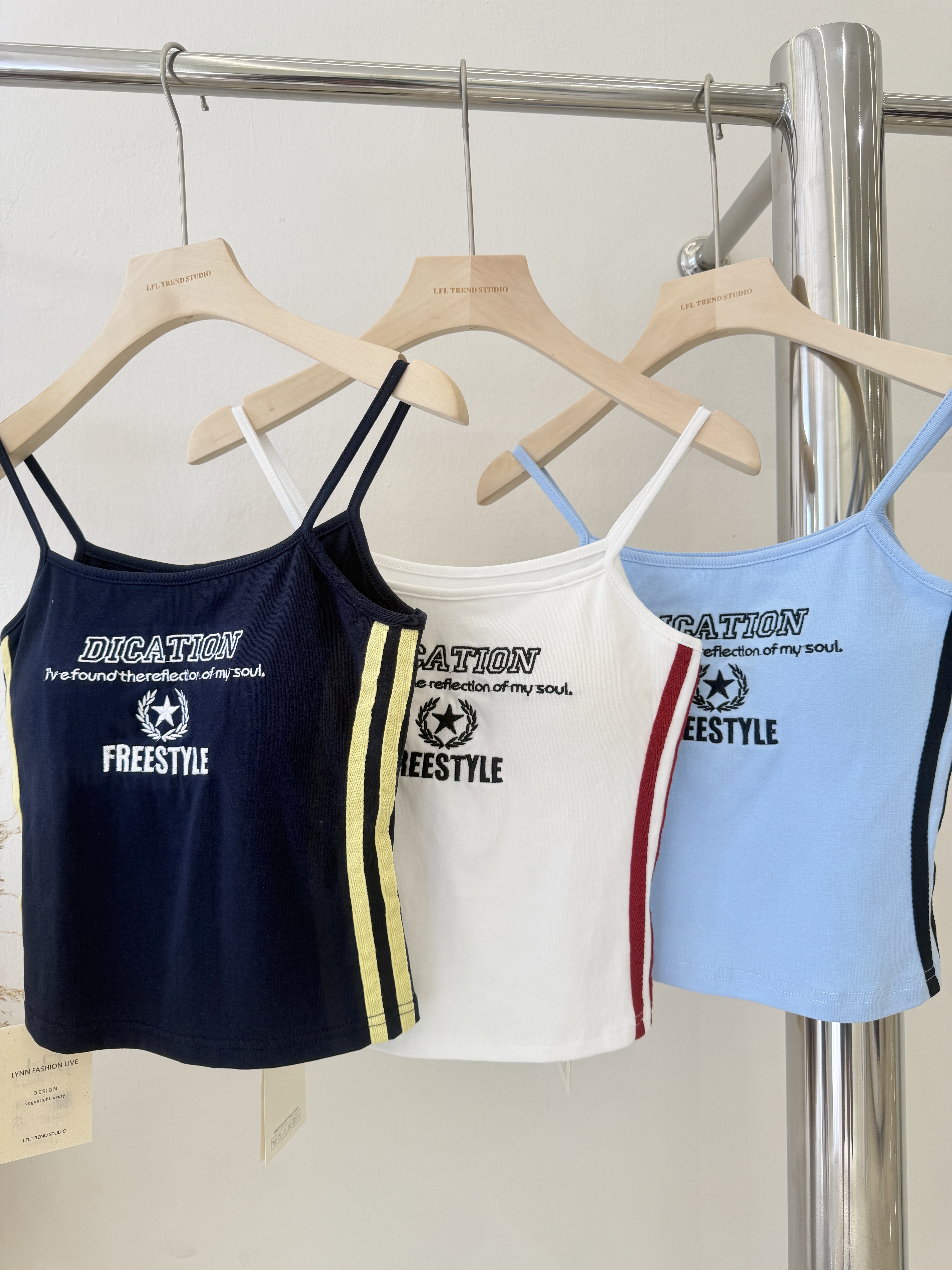 6331 辣妹撞色胸垫背心