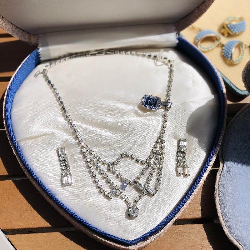 C.a. 1960s B.R.J 5th Ave Rhodium Plated "Smart Set" Sparkling Jewelry Set in original Brocade Heart Box(MT1731)