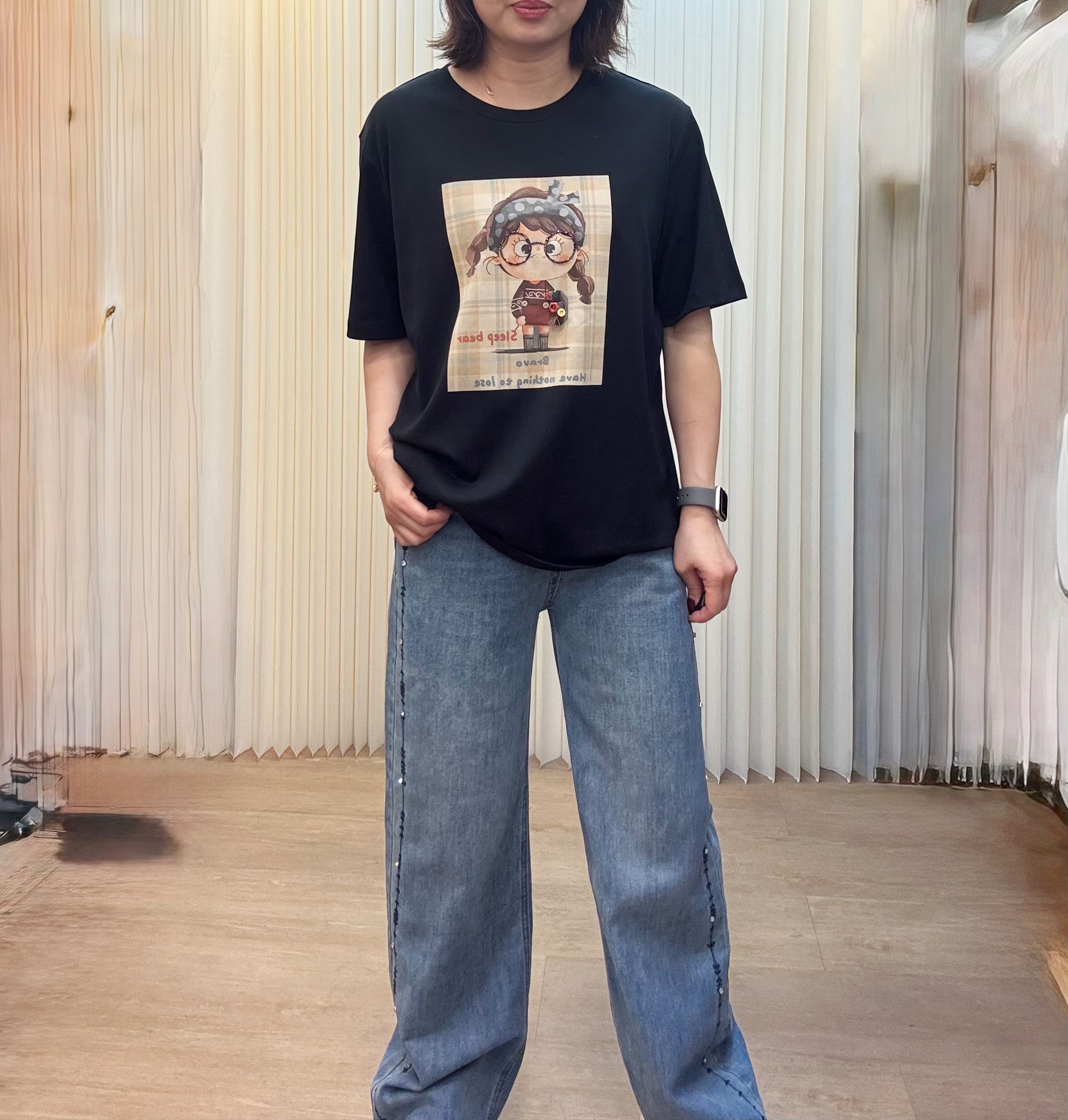 帶眼鏡女孩Tee M489 417018269