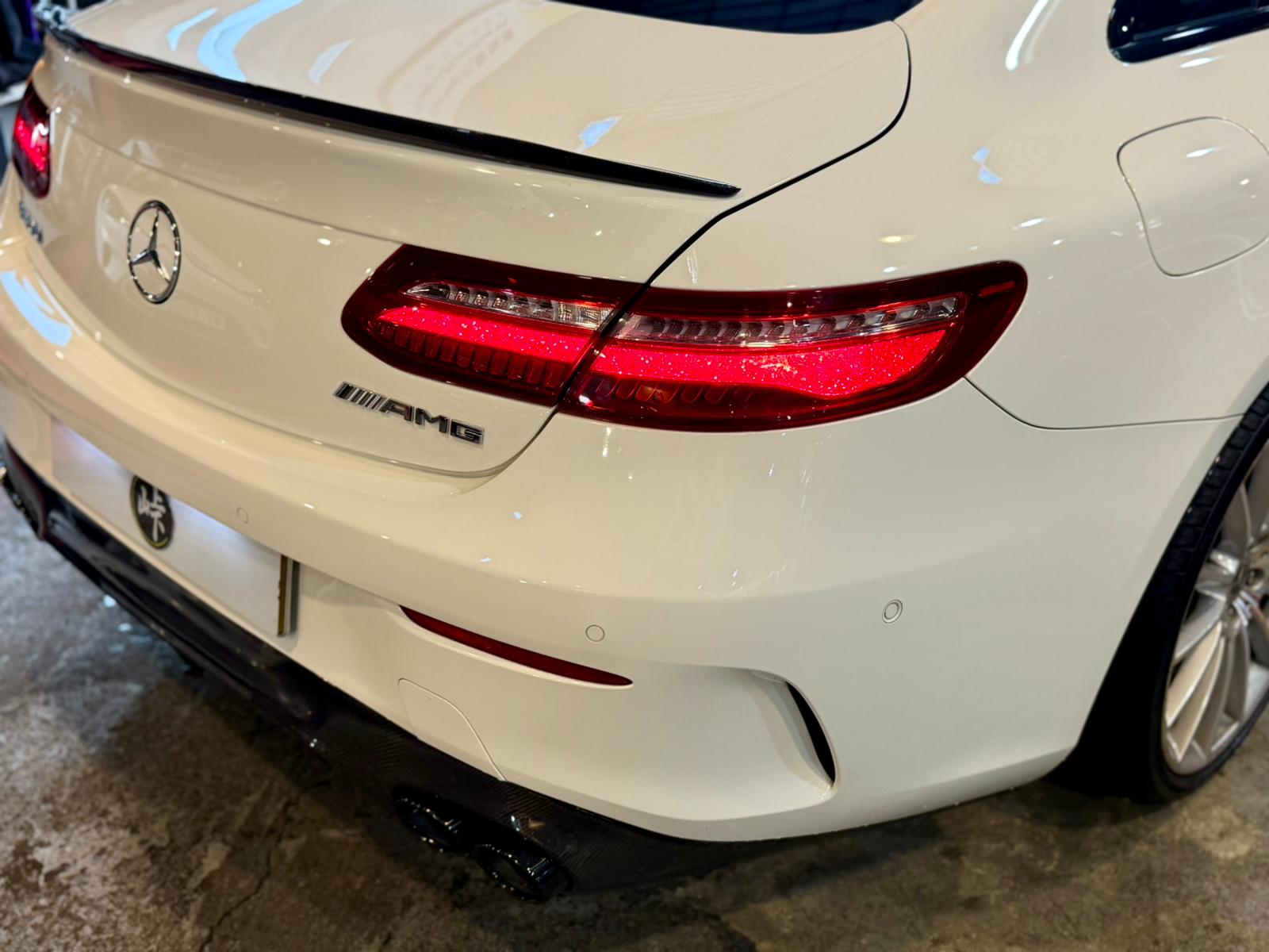 Mercedes-Benz E300 Coupé AMG 2017