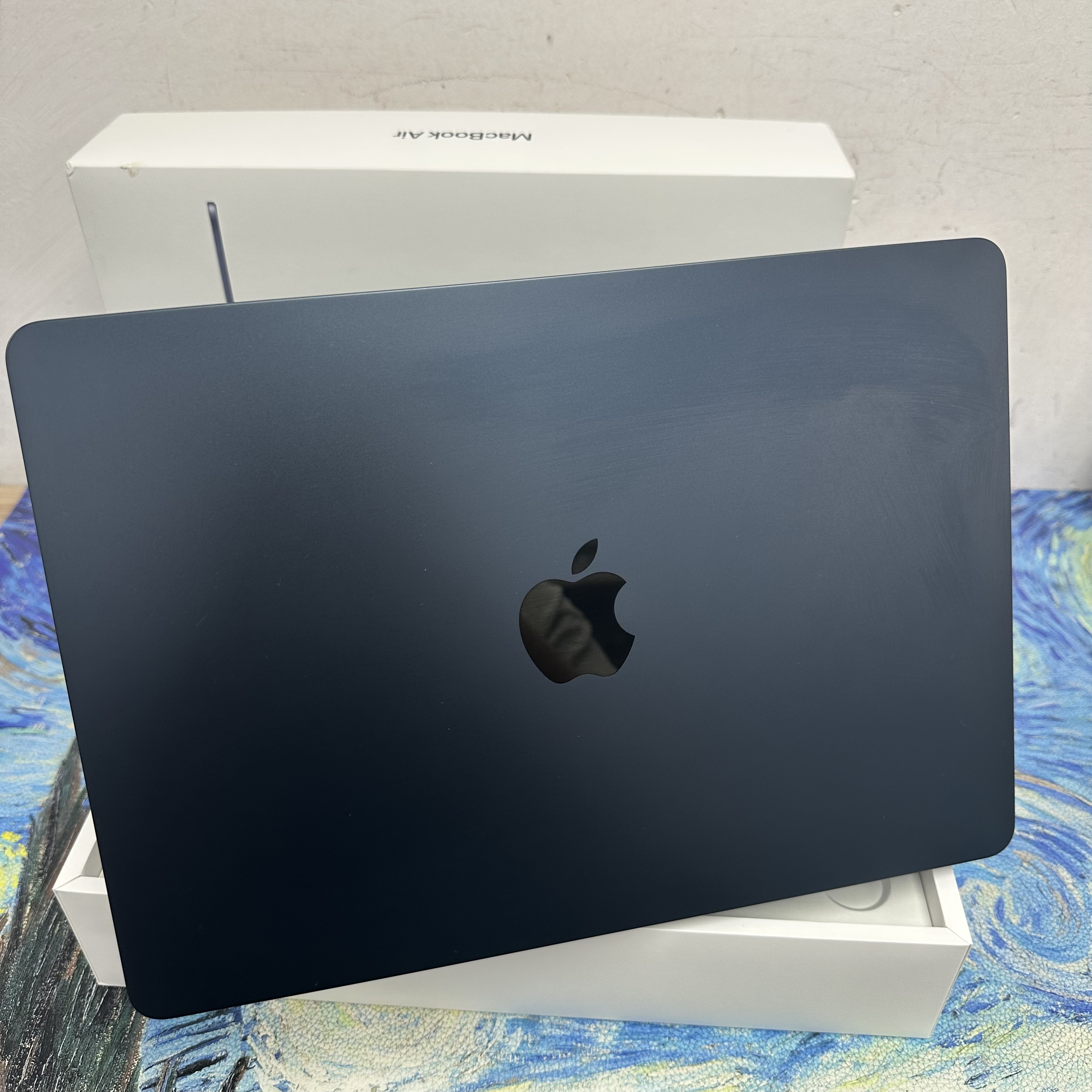 #5981 APPLE  MacBook Air M5 2026 M5 CPU/ 16GB Ram/512GB SSD/10核心GPU/Liquid Retina Mon/13吋/藍色/Gaming Laptop / Notebook / 超強續航能力/ 原廠保養/ 文書機 / 畫圖 / 剪片 / Movie / Netflix / 香港行貨✨