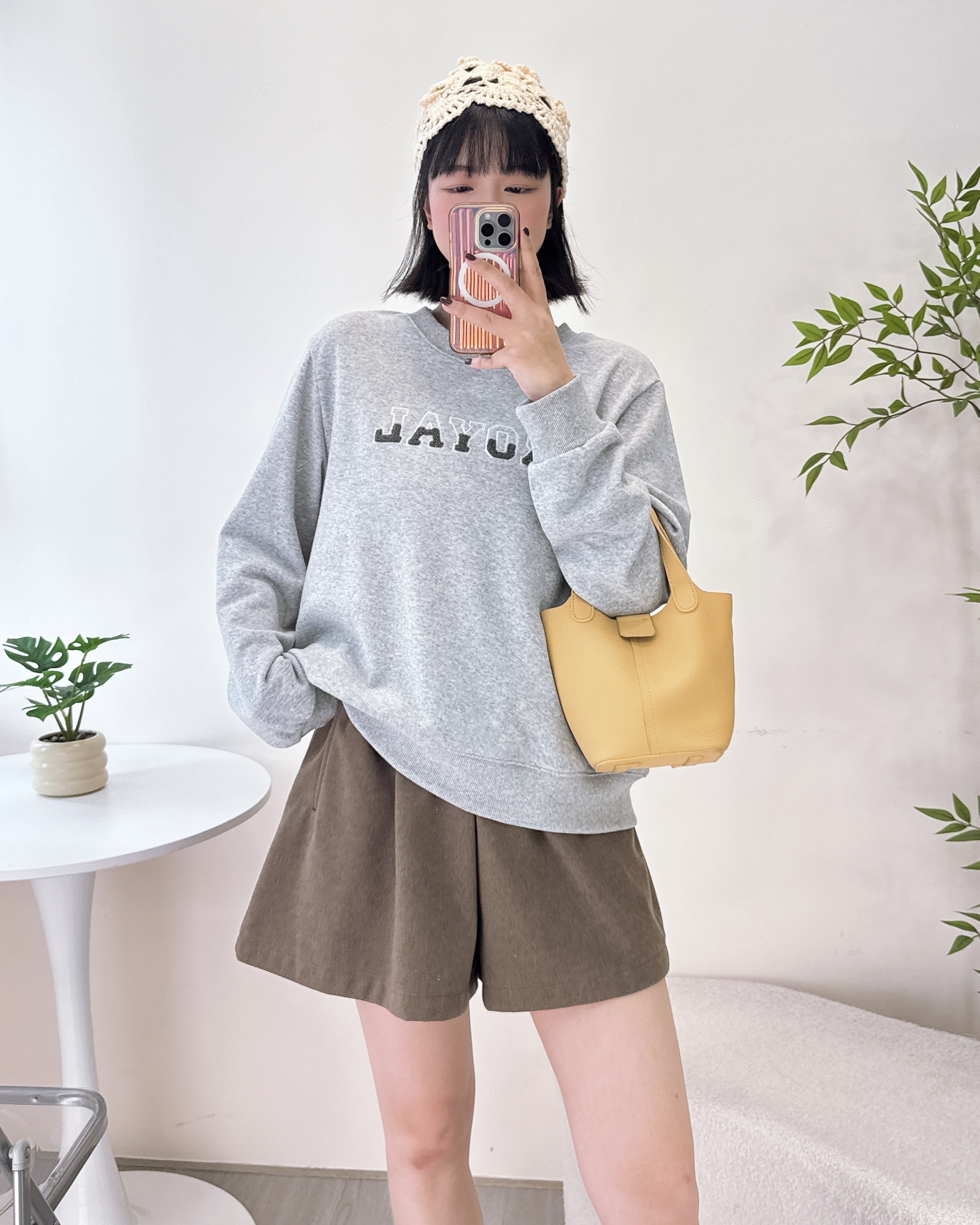 毛毛英字小清新衛衣 3色