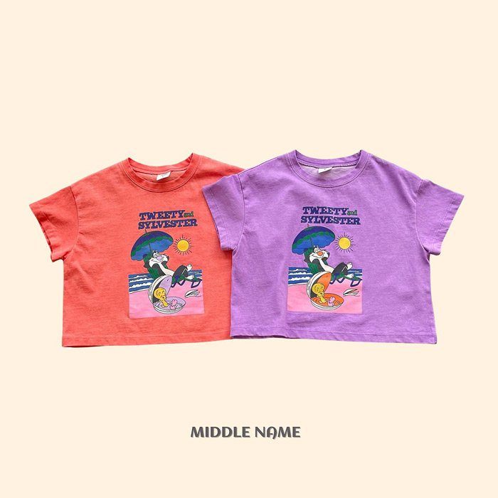 🇰🇷middle name tee