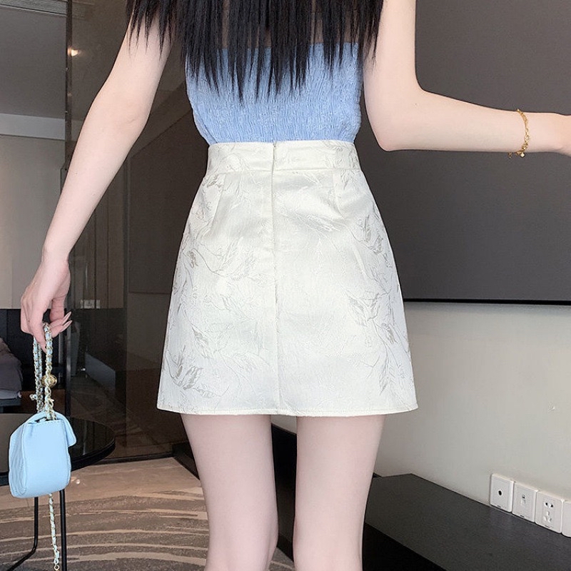 SK312暗纹国风短裙