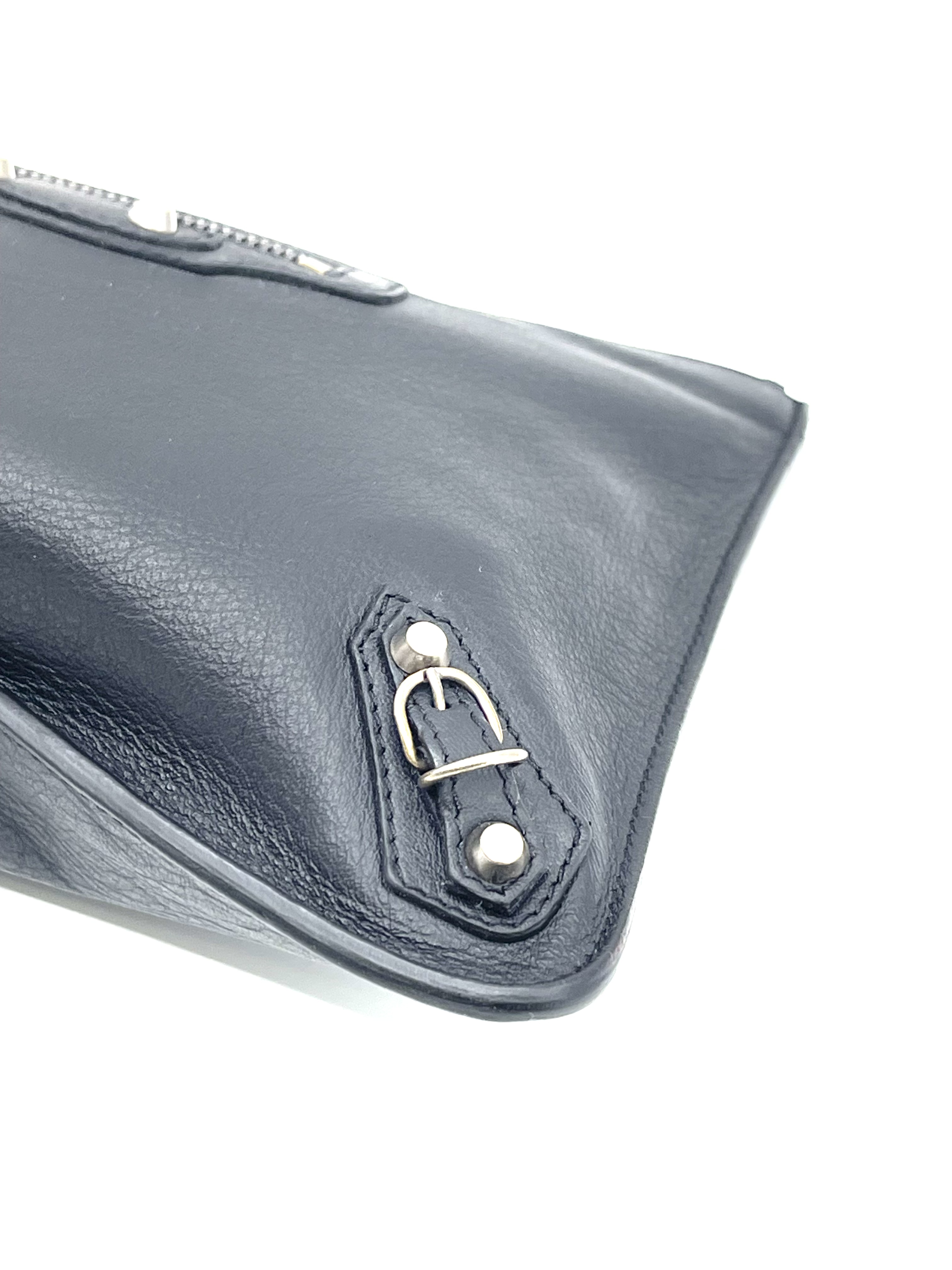 Pre-owned Balenciaga Blue Leather City Clip Clutch Bag / Product Code: 26032405
