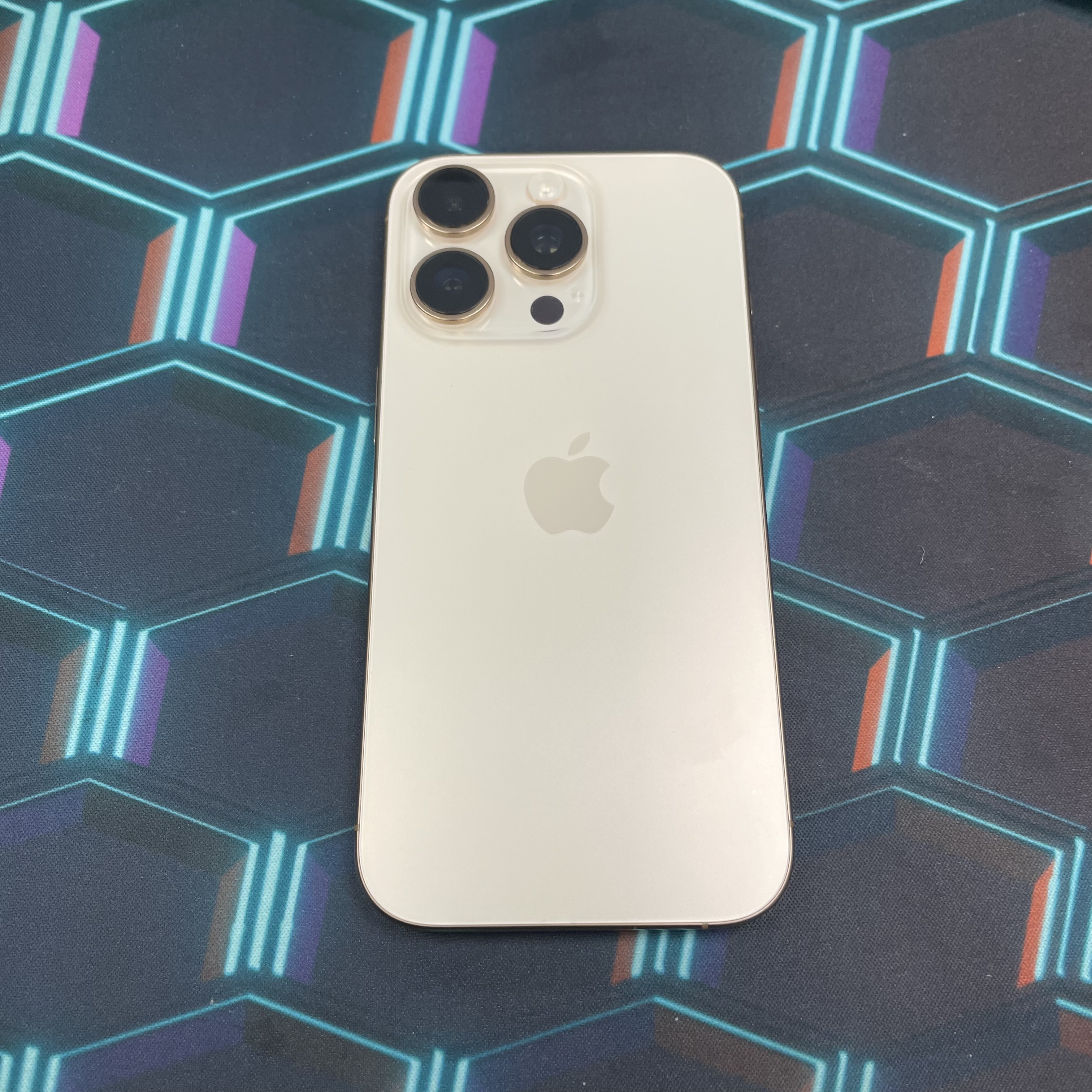 *6340 16 pro 完美機 256GB 電90 沙色 gold