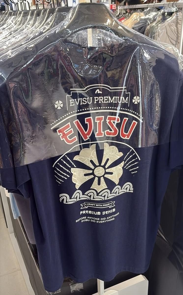 *💥💥🈹️🈹️️EVISU 新款獨家斷碼優惠 🈹️️🈹️💥💥 A2603042 ~ 韓國Evisu Unisex Tee*