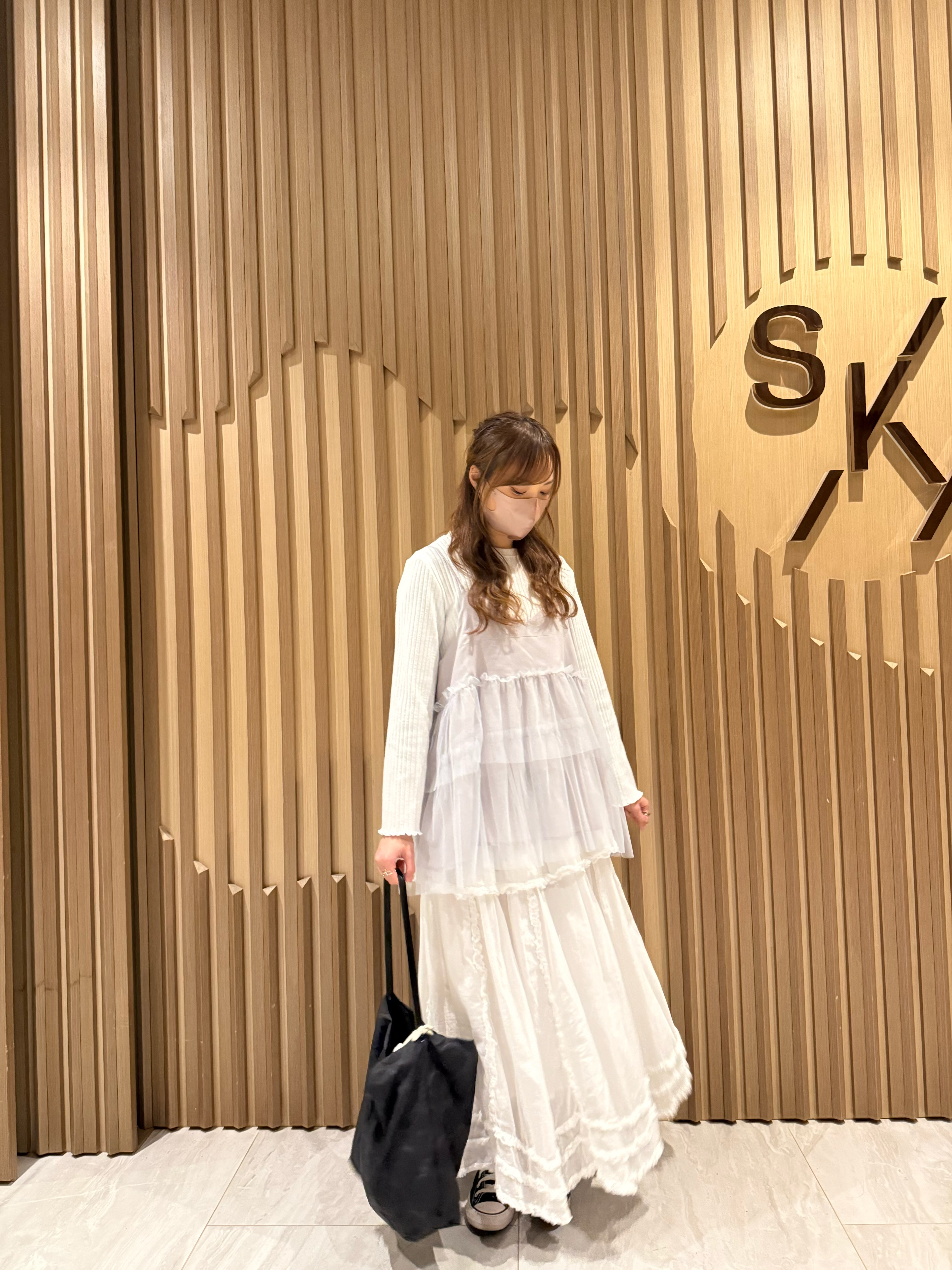 𝐫𝐮𝐟𝐟𝐥𝐞披口邊傘裙