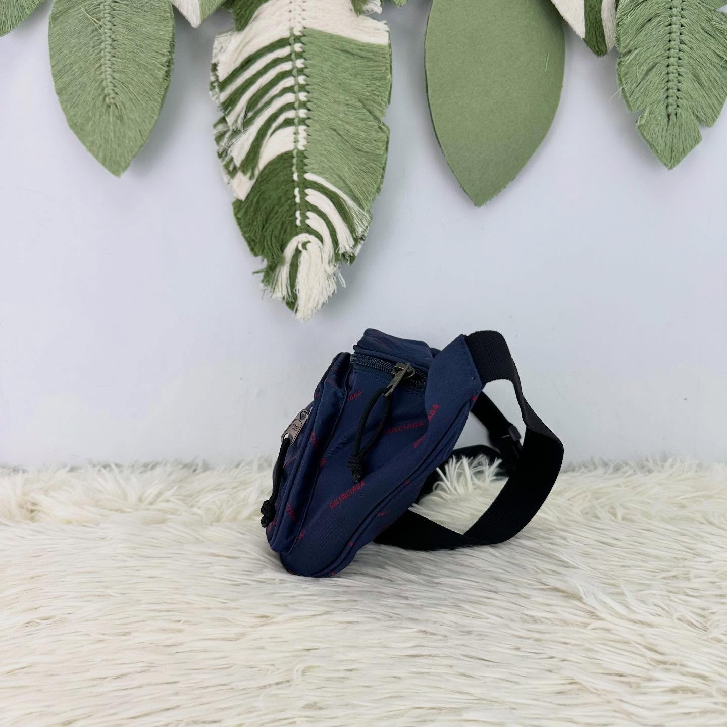 BALENCIAGA🤍PRE OWNED 經典藍色印花尼龍 胸口包 腰包💙