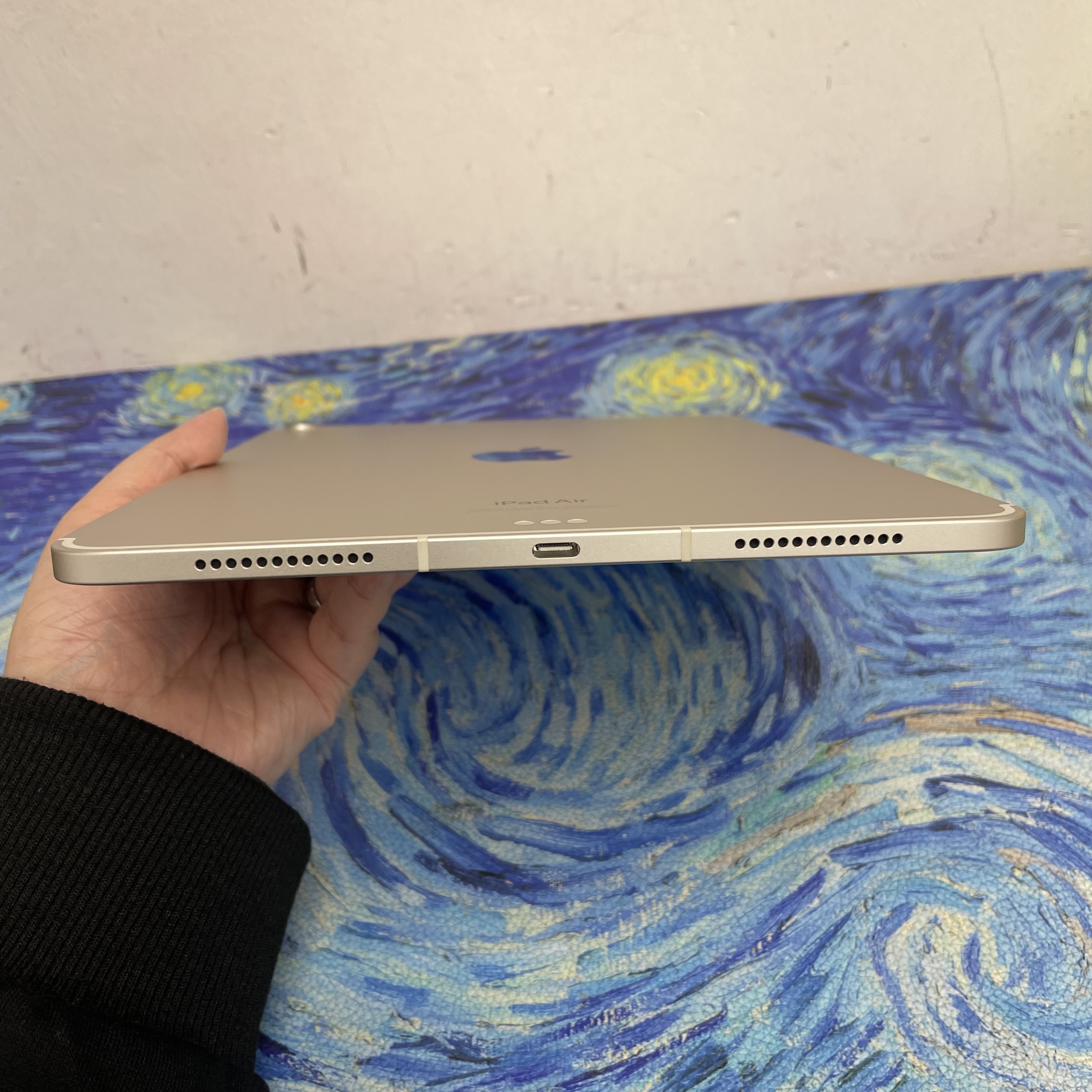 *4689 iPad Air 5 全新機 64GB 插卡版 銀色 sliver