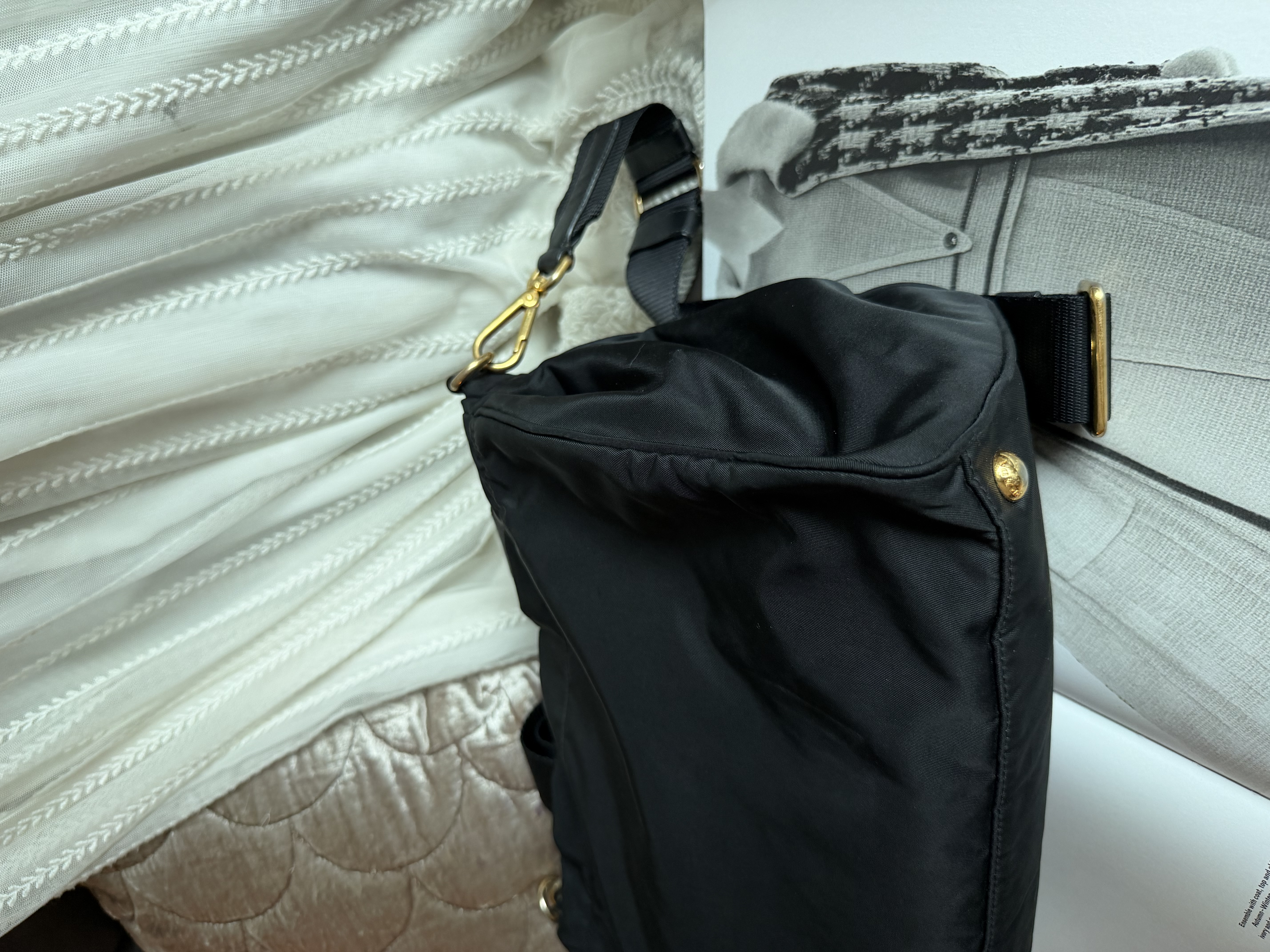 prada黑色 black re nylon bag with original strap