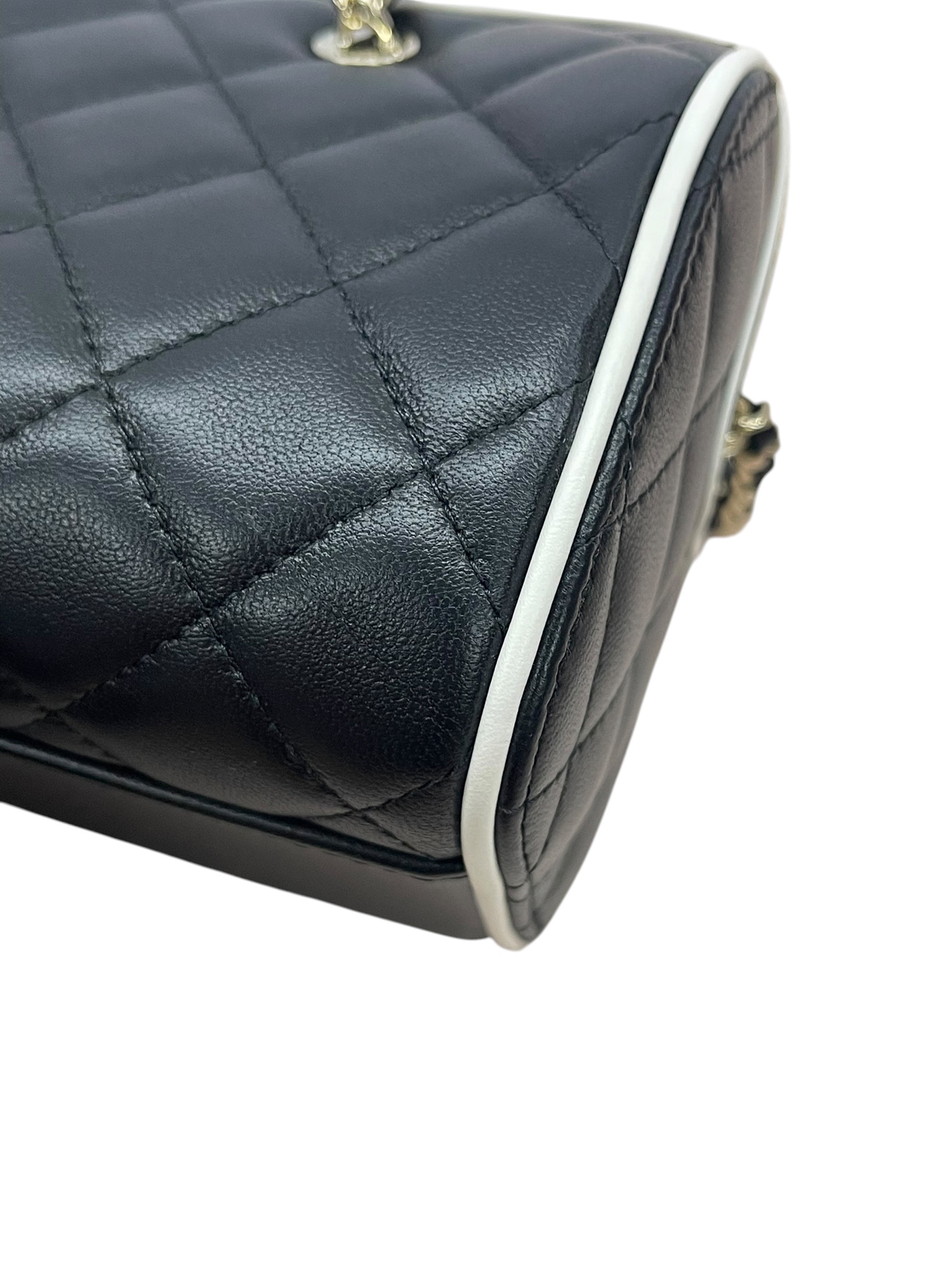 Pre-Owned CHANEL Chanel Mini Quilted Bowling Bag / Product Code:081311