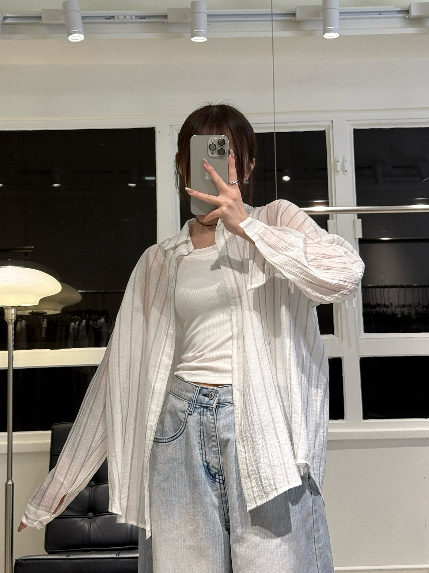 𝐋𝐢𝐠𝐡𝐭𝐰𝐞𝐢𝐠𝐡𝐭 𝐬𝐡𝐞𝐞𝐫 𝐬𝐭𝐫𝐢𝐩𝐞𝐝 𝐬𝐡𝐢𝐫𝐭