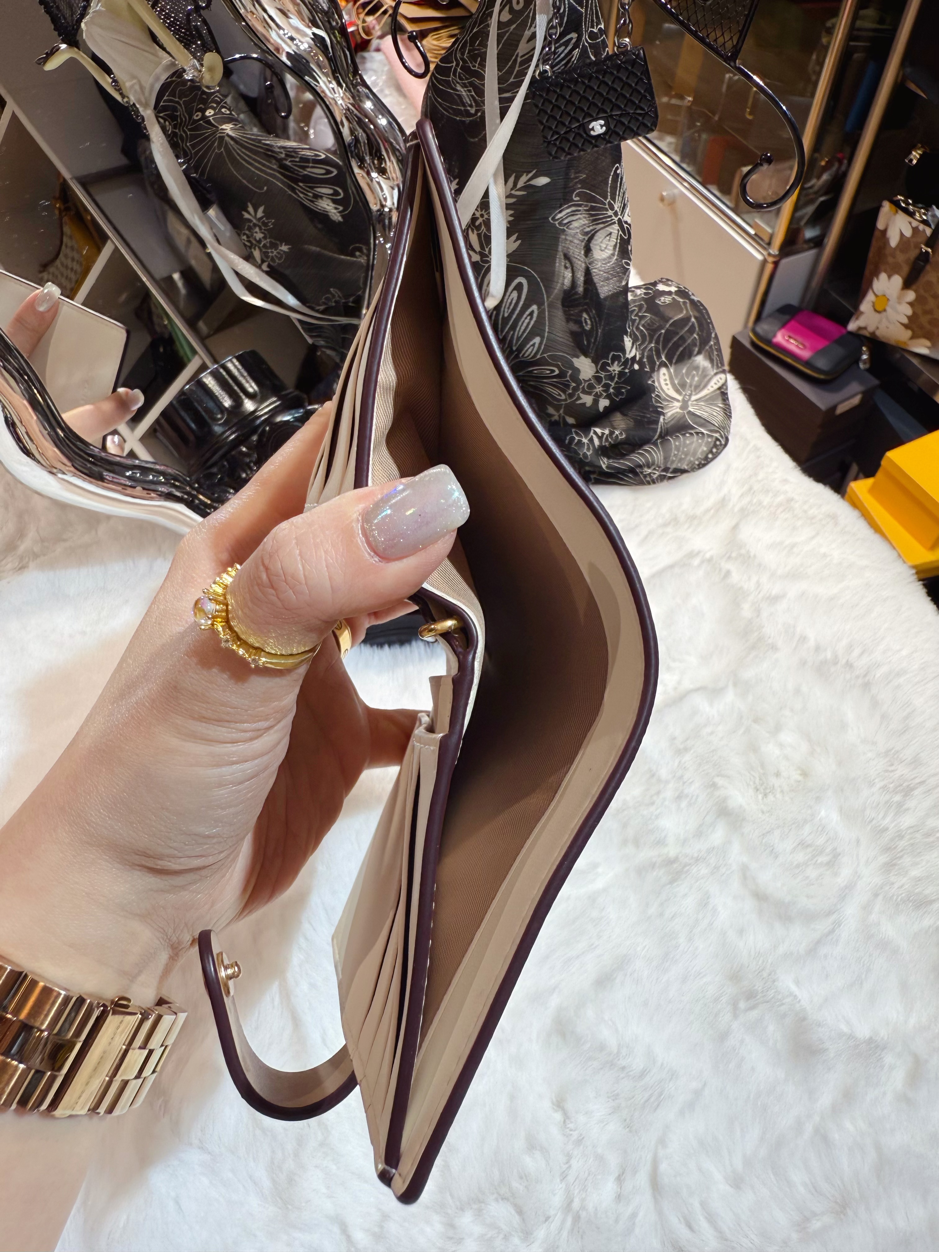 Coach 2 in 1 medium wallet milk tea/m