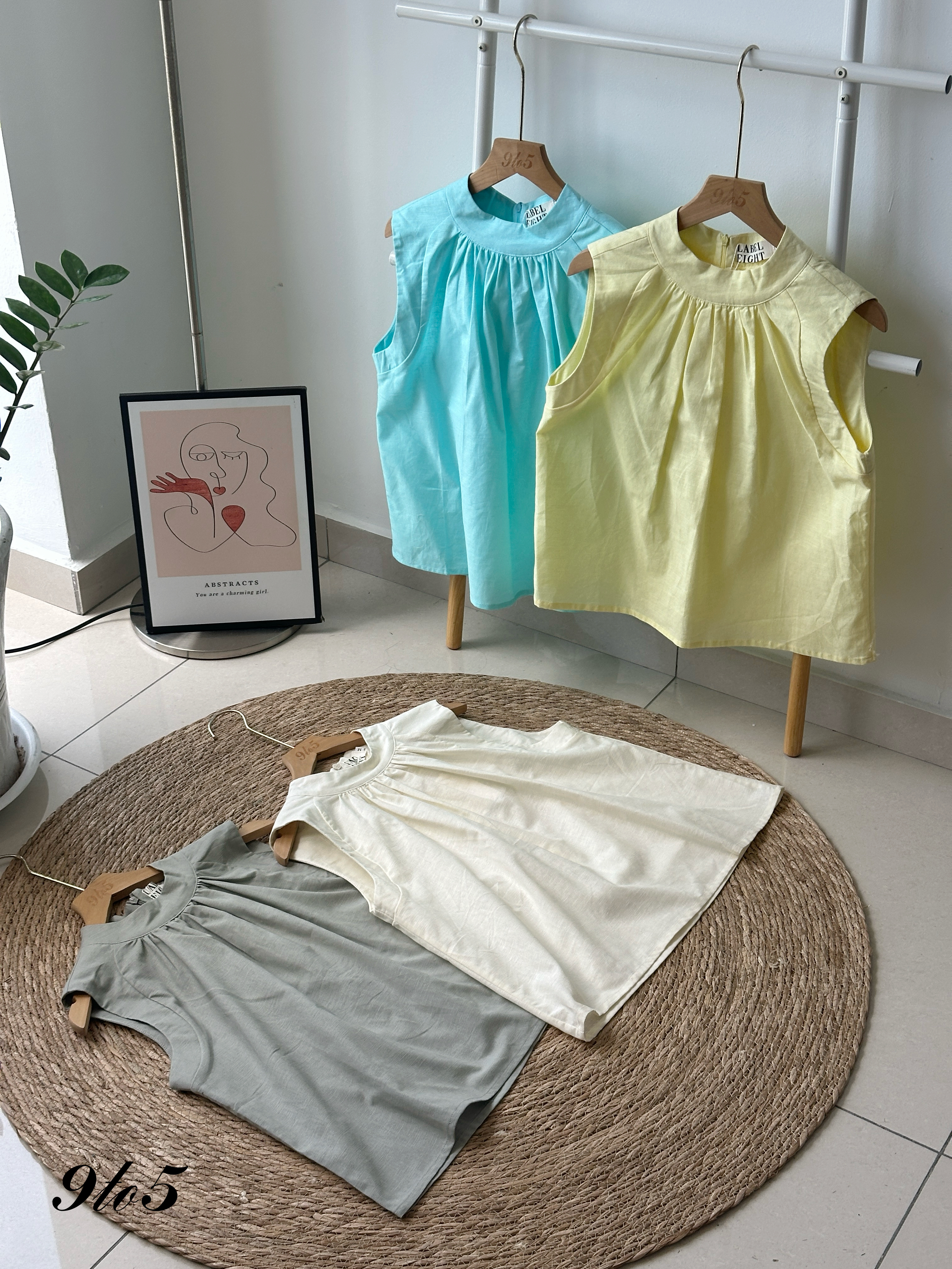 T4179 Sleevelss Mock Neck Ruched Top - 4 Colors 