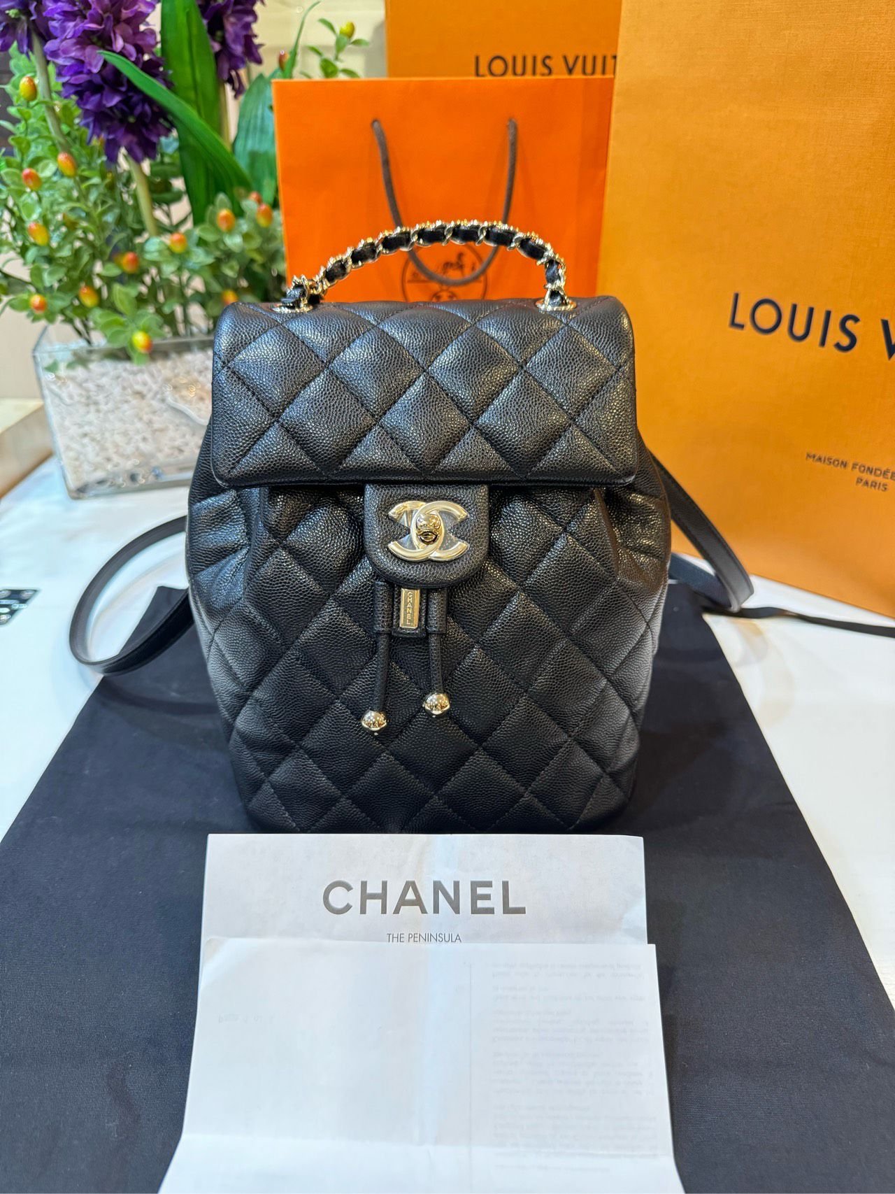 [Brand New] Chanel backpack / black