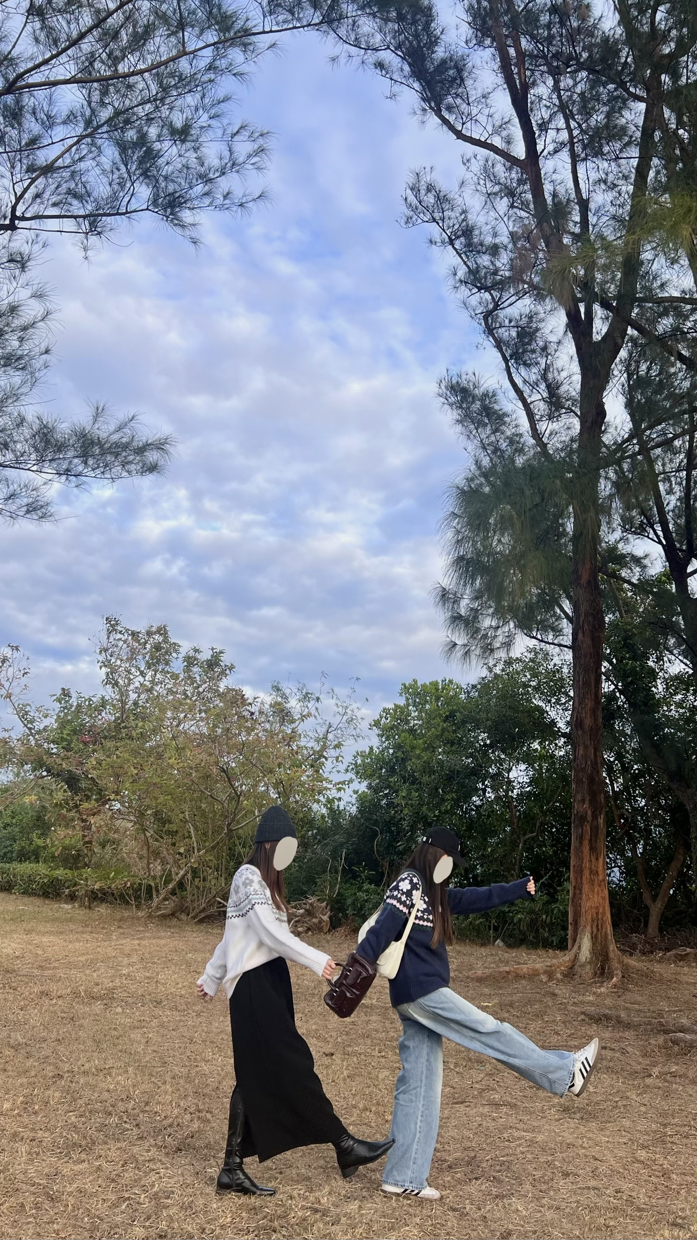 氛圍感圖騰冷衫 現貨