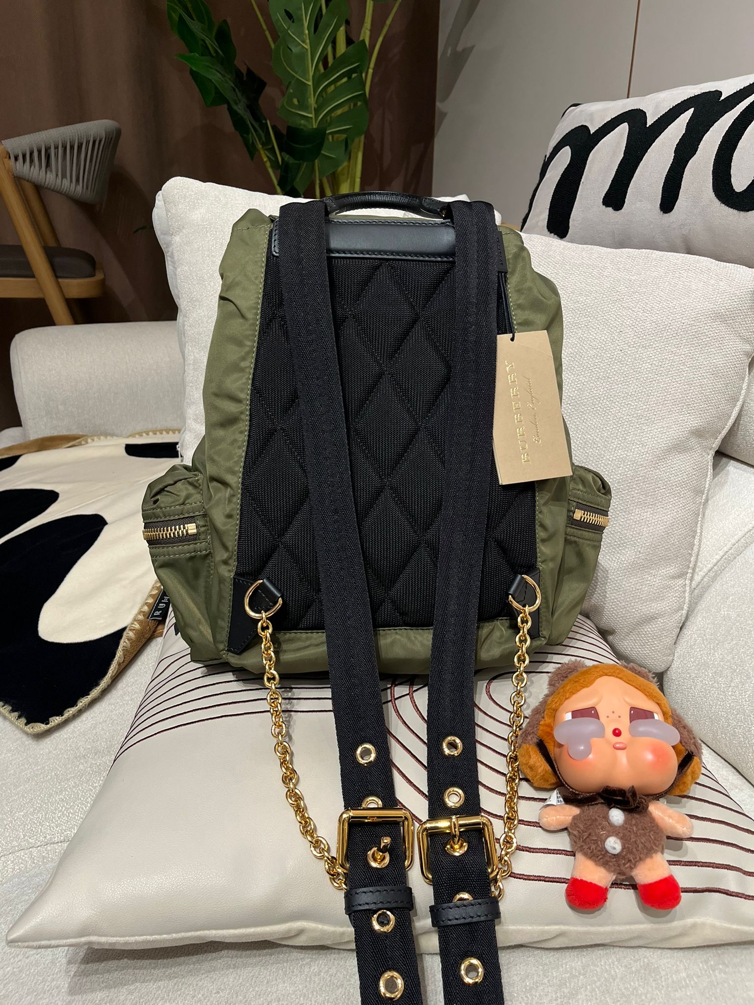 全新 Burberry backpack nylon 金扣 100%Authentic,全新未使用品 ✅ 原裝吊牌 ✅dust bag 