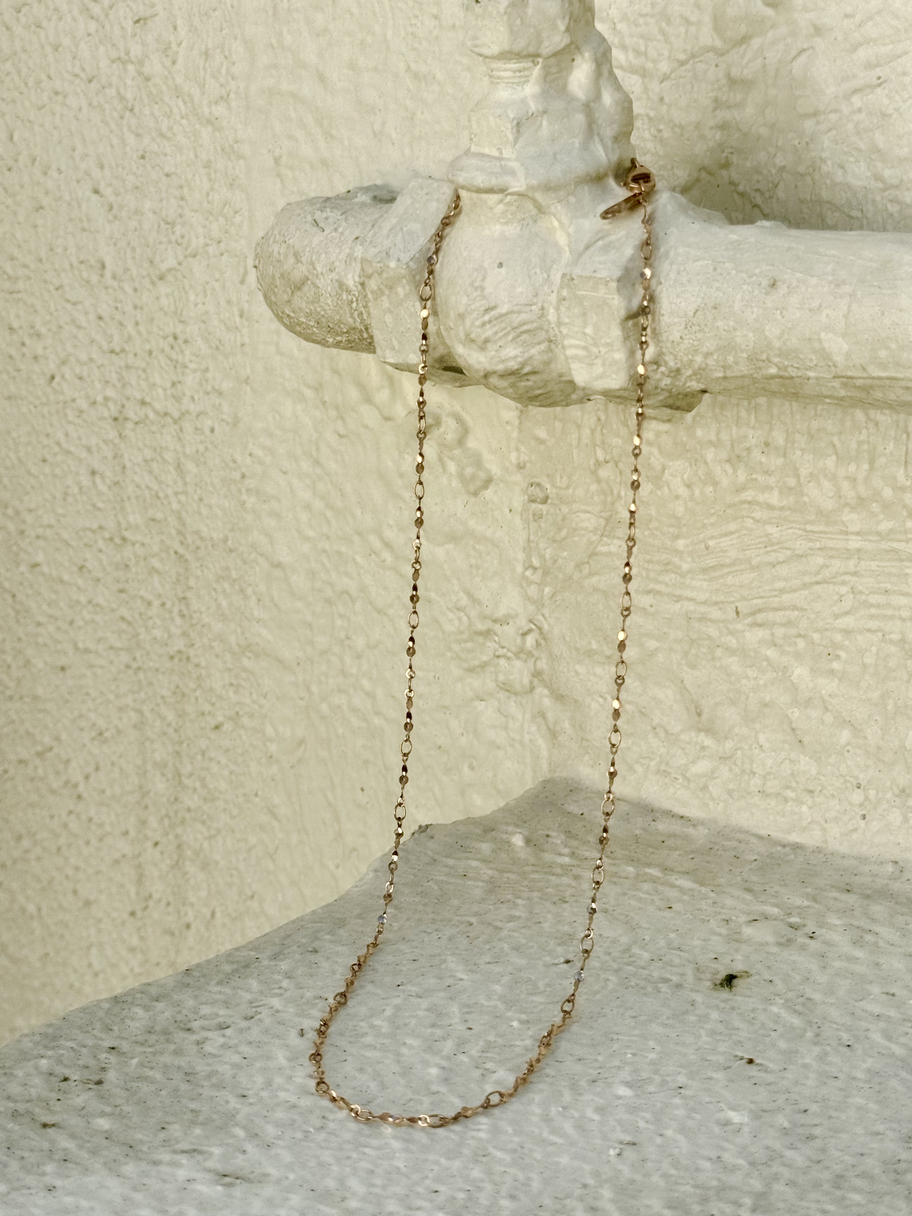 Rose twist circle stainless necklace
