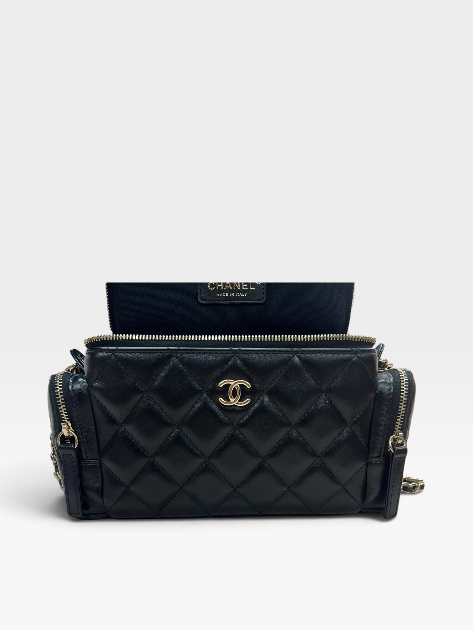 Pre-Owned Chanel Multi Pocket Vanity Case/Product Code: 102301