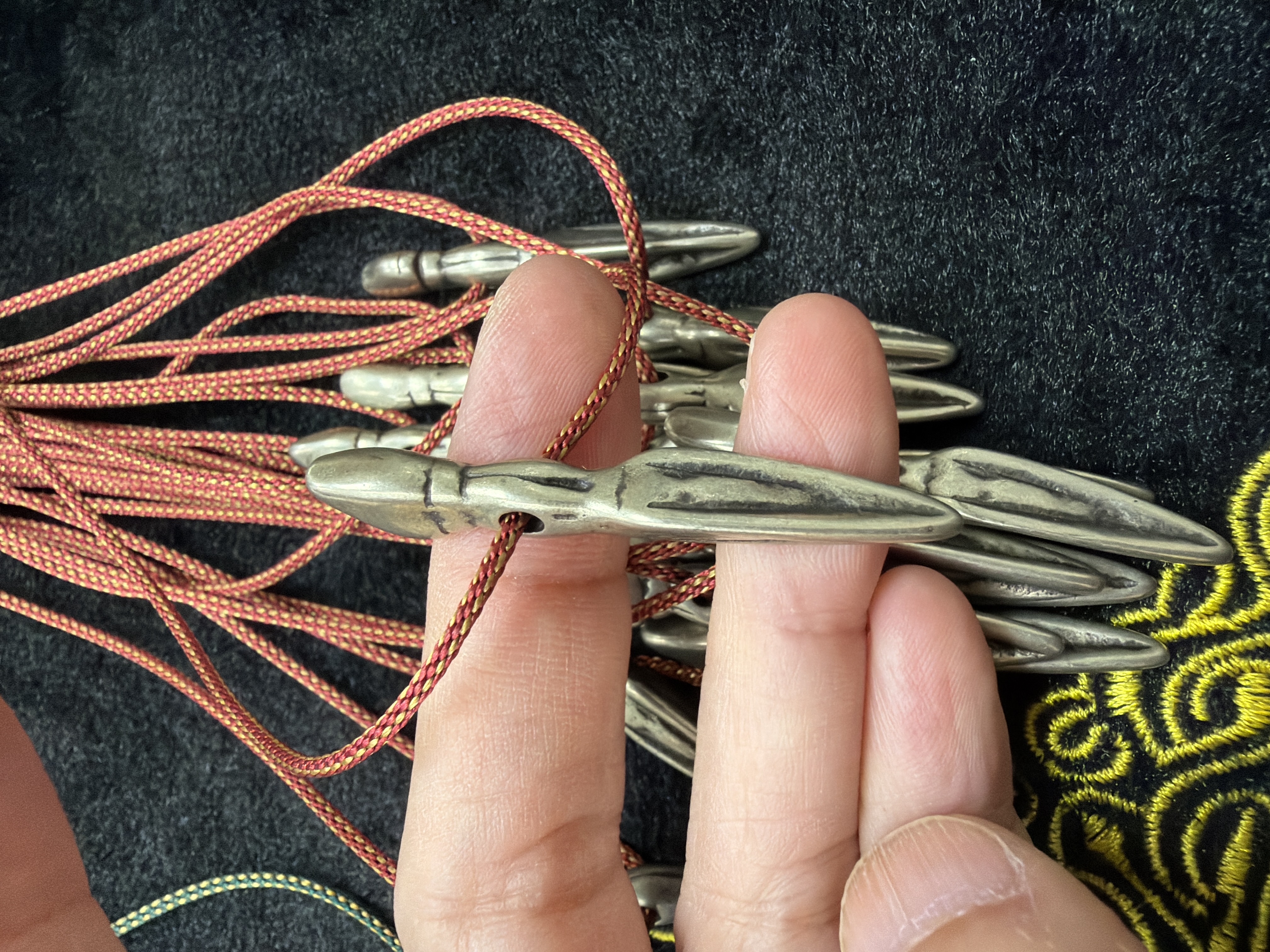 妙本同款絕版金剛杵古廟護法殿加持（出門、旅行、睡覺無時無刻都戴心安）暗紅