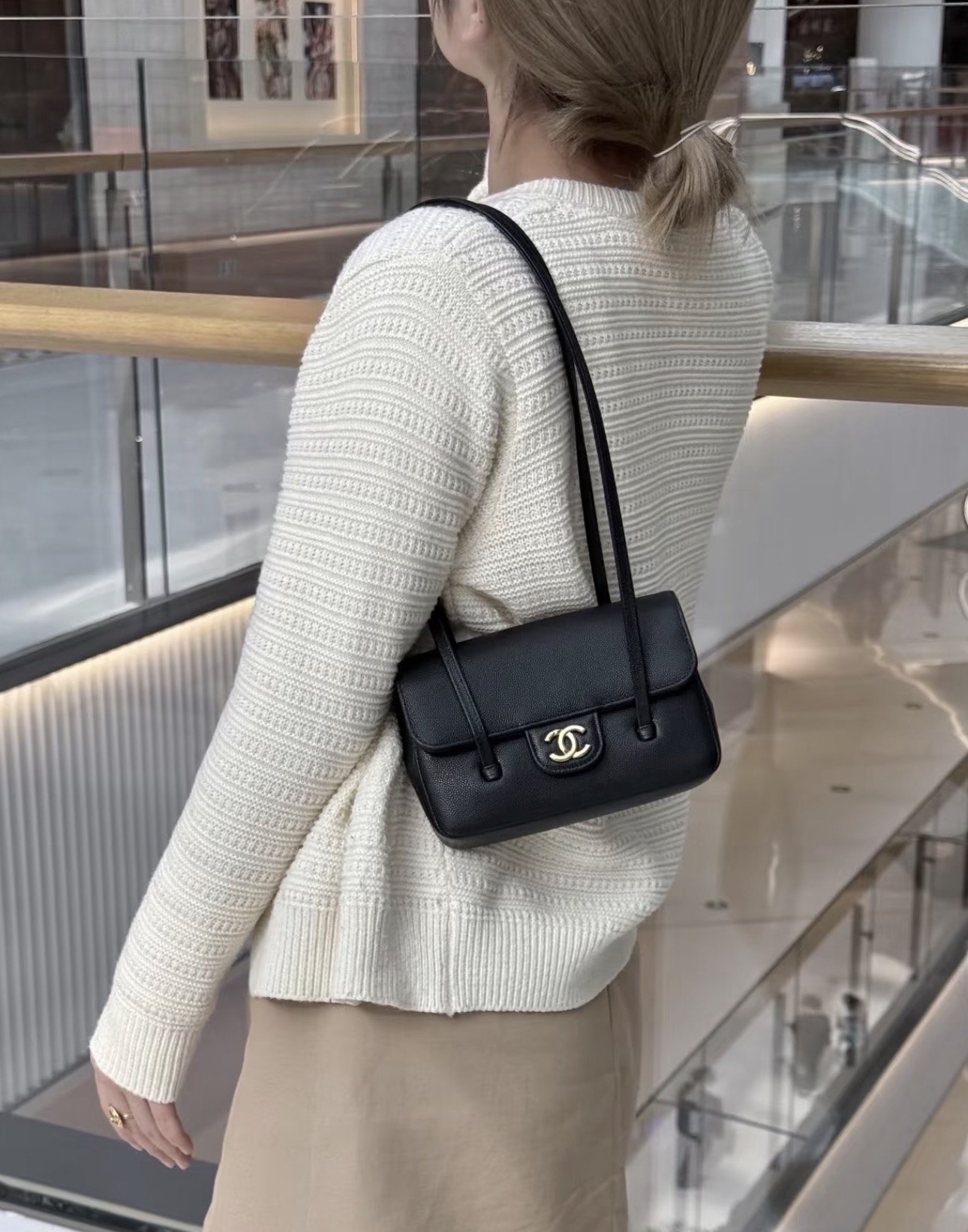 Preppy Mini 17cm 黑金 Jennie 同款❣️