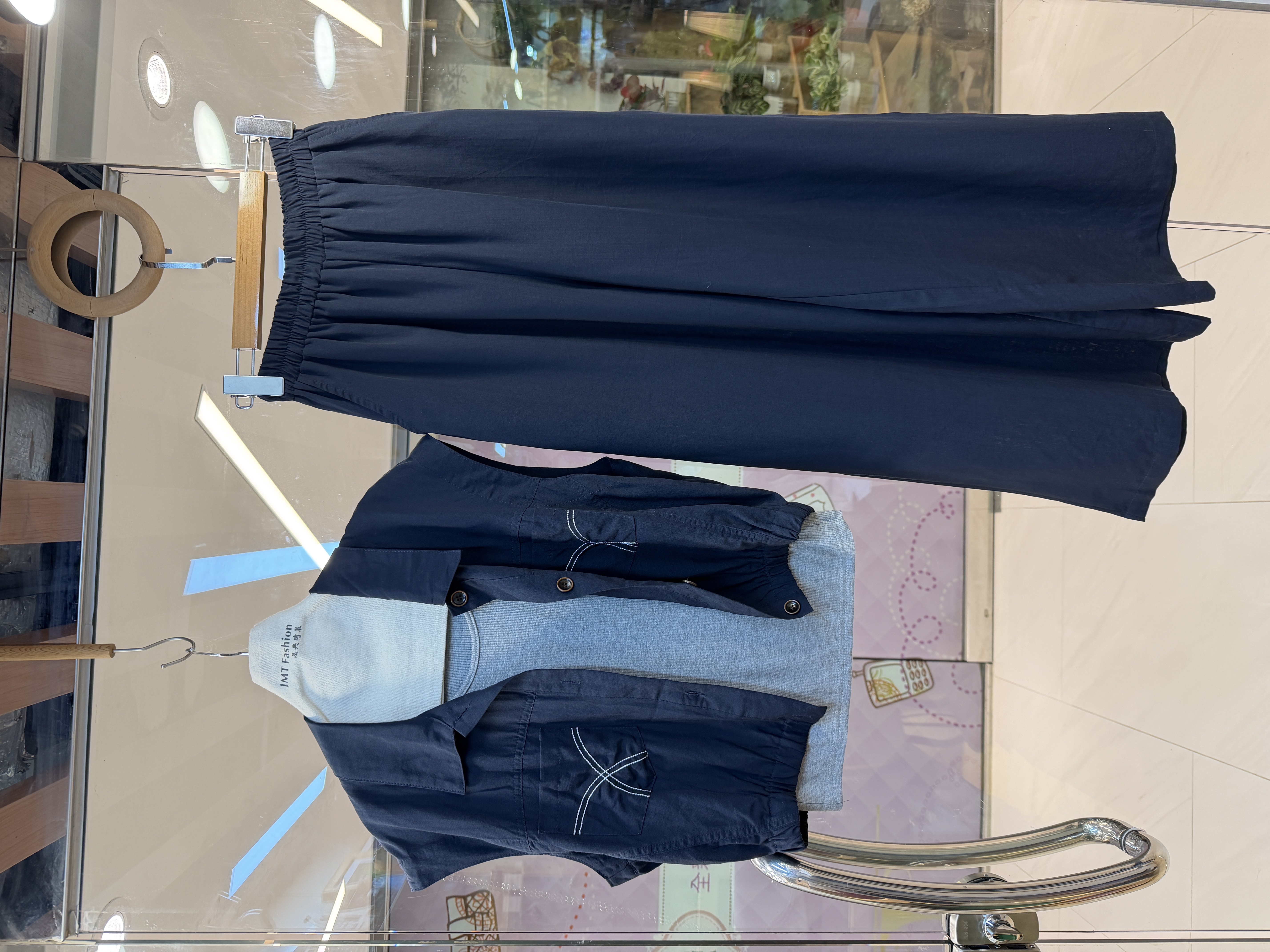 一套三件套裝褲 J064 41729303