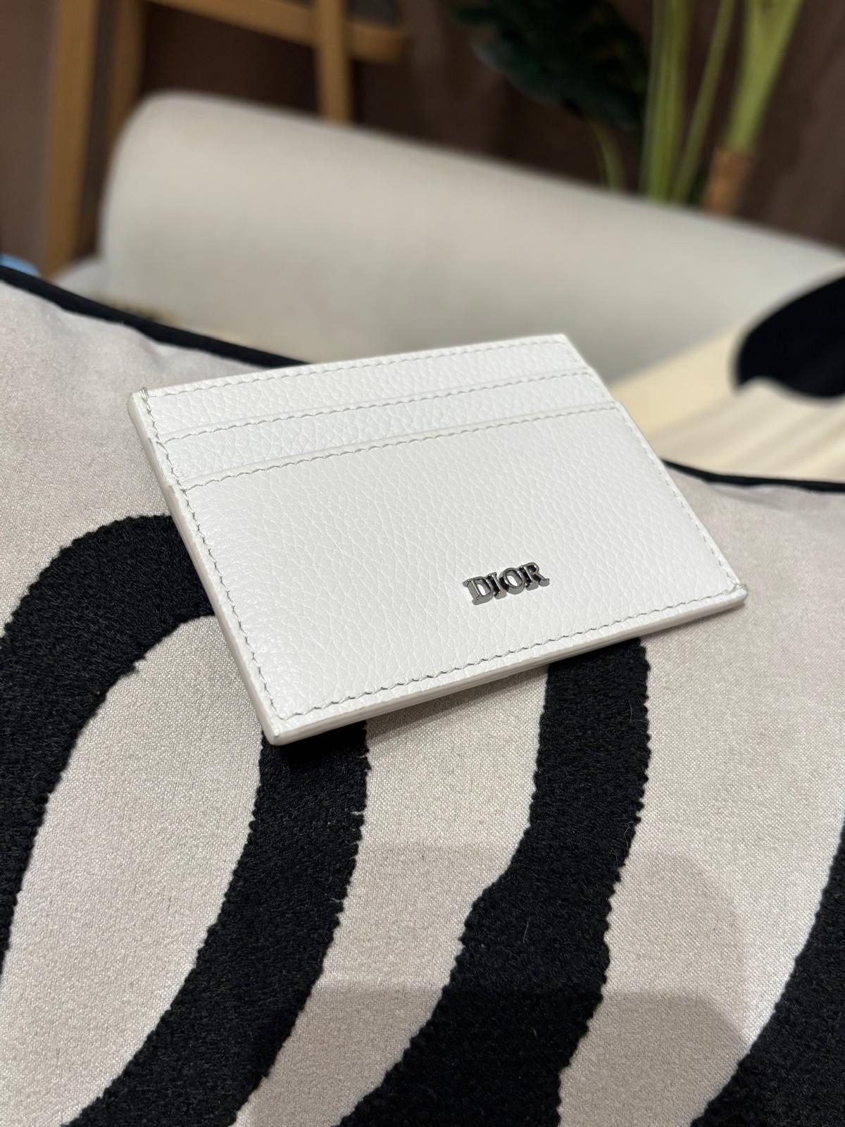 Dior card holder grey 100%Authentic ,99%new✅dust bag ✨✨專門店售價$3800 ✨✨  