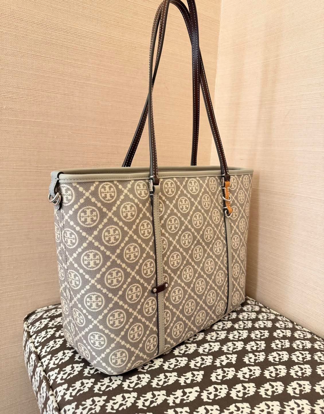 香港現貨-Tory BurchMonogram Small Zip Tote Bag